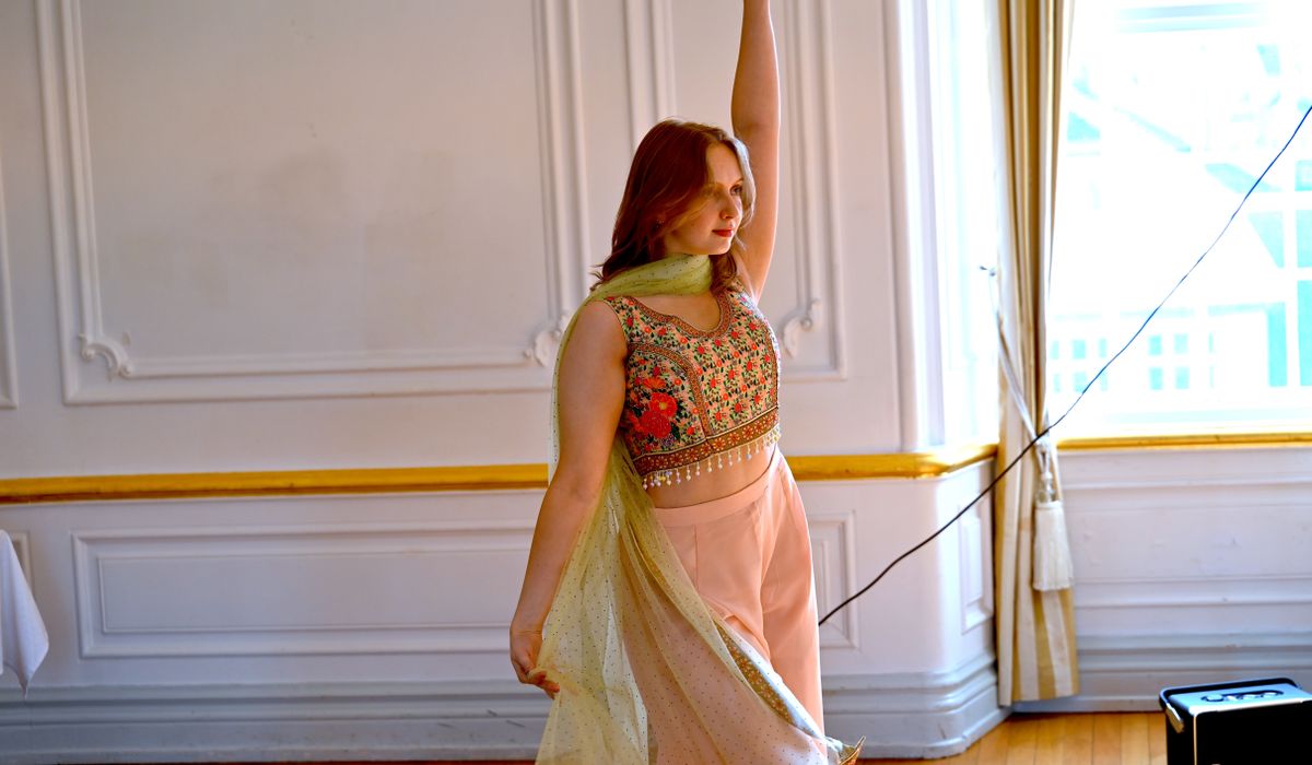Danset seg inn i Bollywood-film