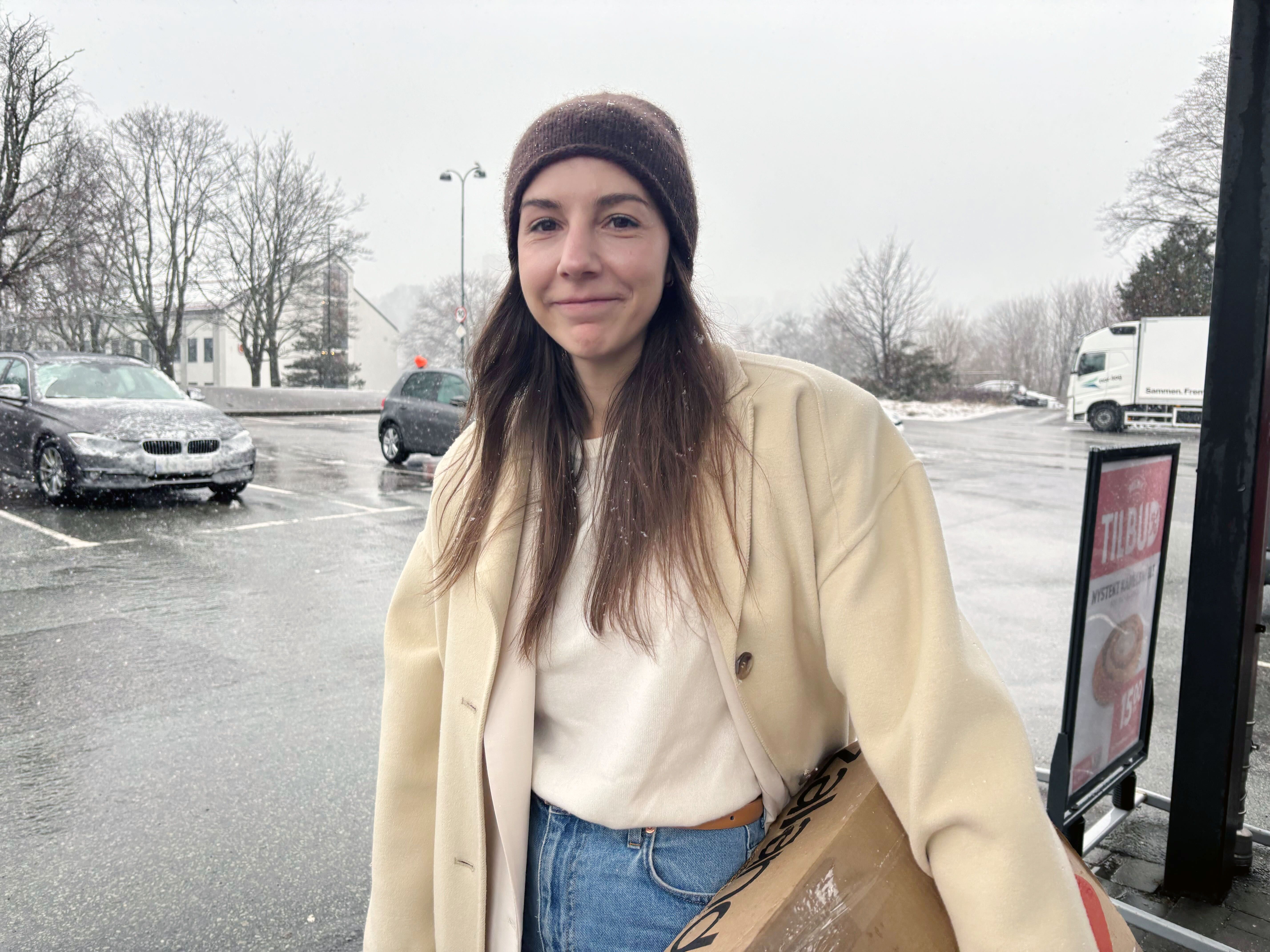 Våknet opp til snø: – Grusomt