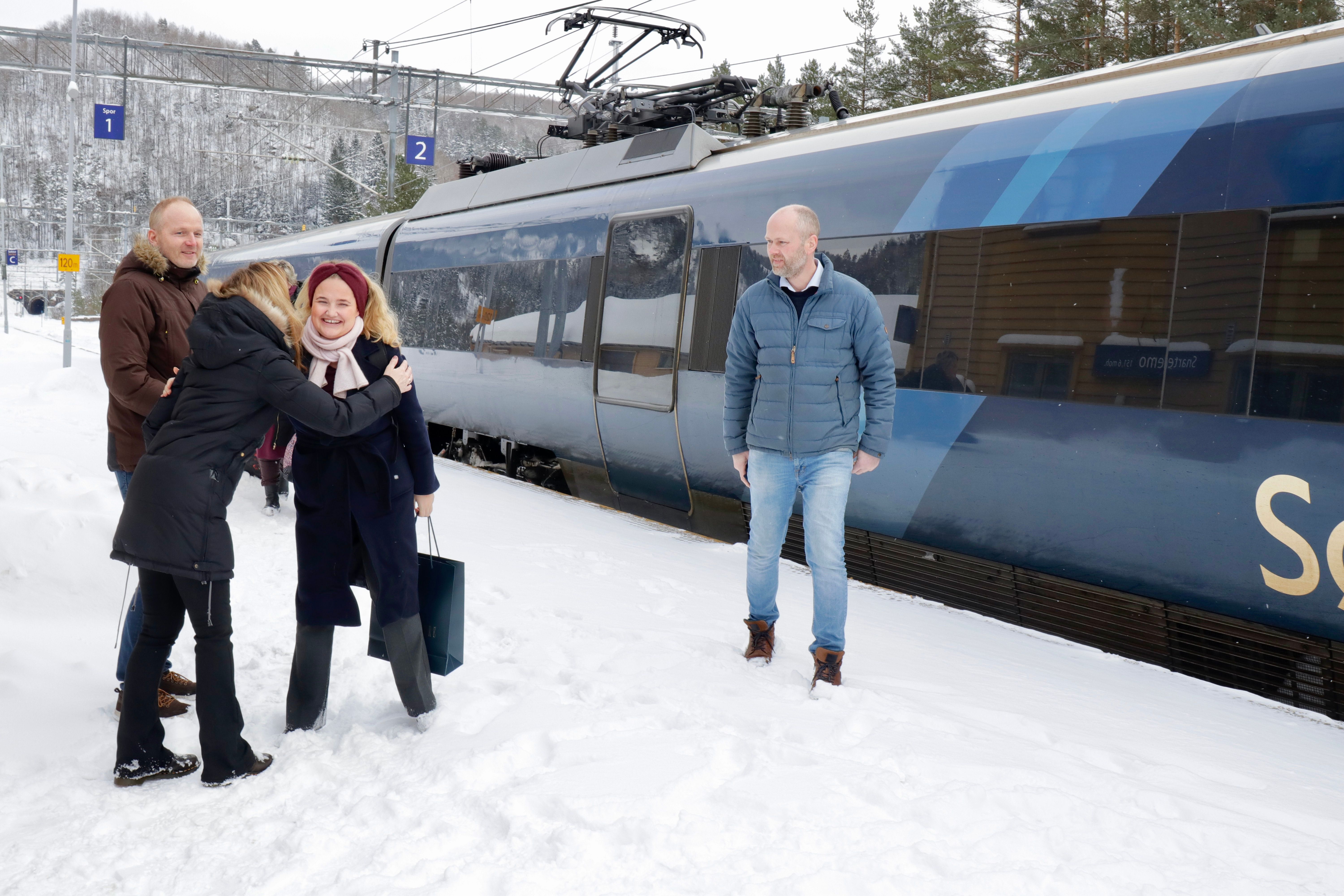 Stortings­poli­tiker mener situa­sjonen er uholdbar: – Det kan ikke fortsette