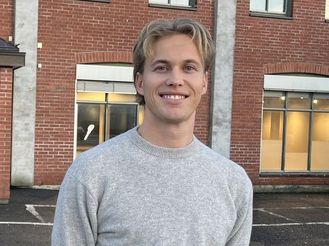 Marcus har ansatt tidligere landslagsutøvere i butikken. Nå er ...