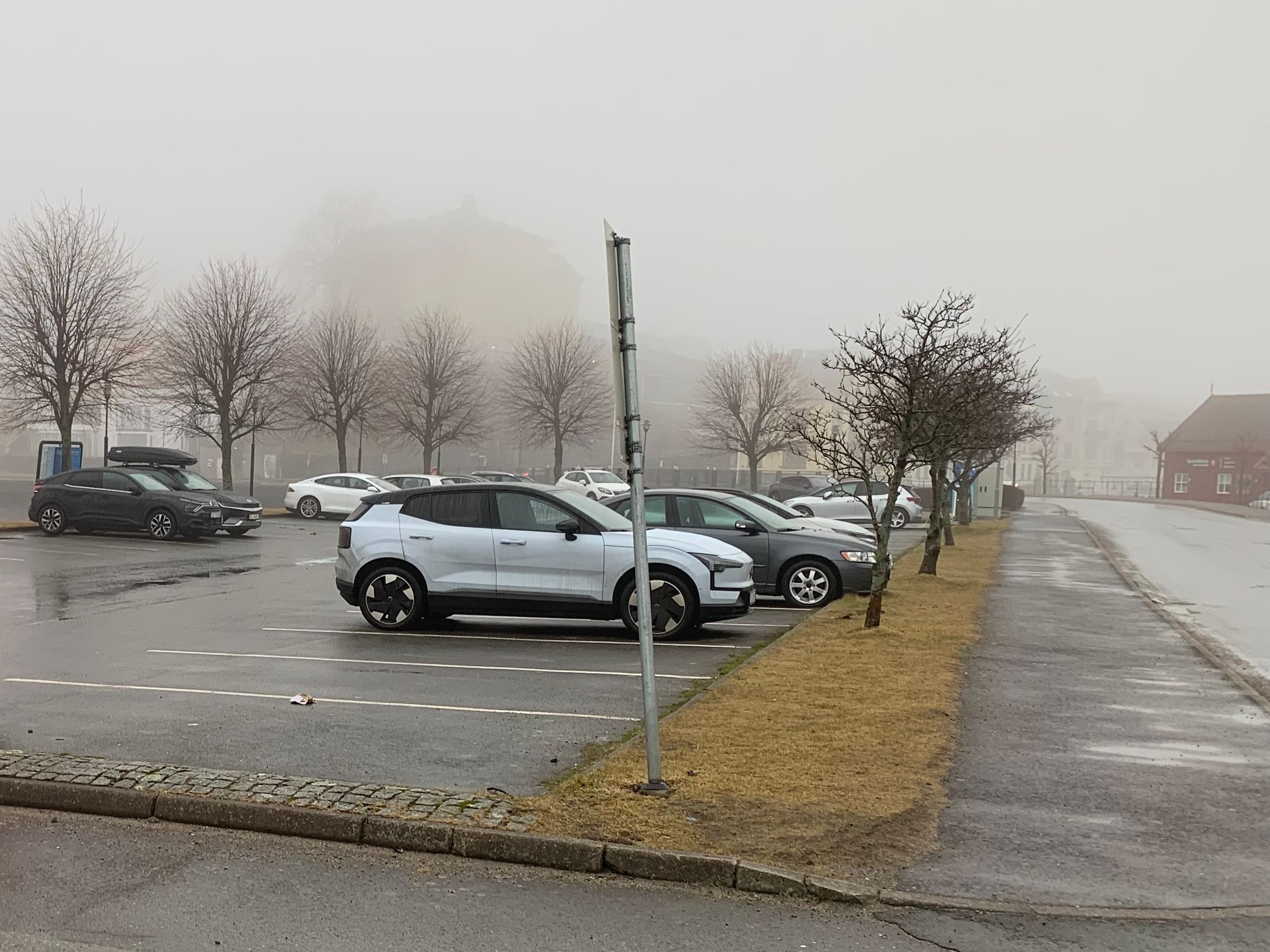 Nå skal det innføres tidsbegrenset parkering