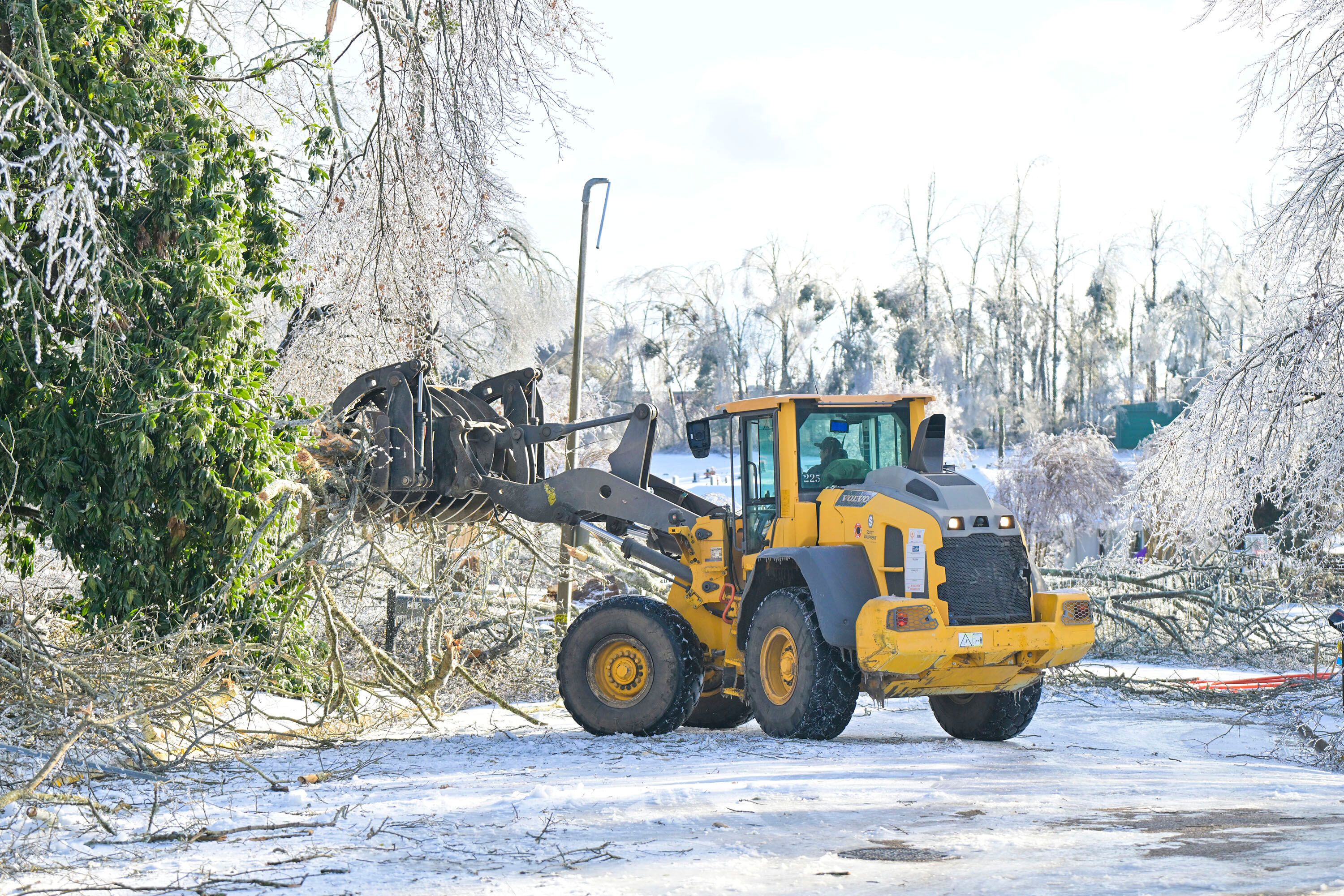 30 d&oslash;de i vinterstorm i USA