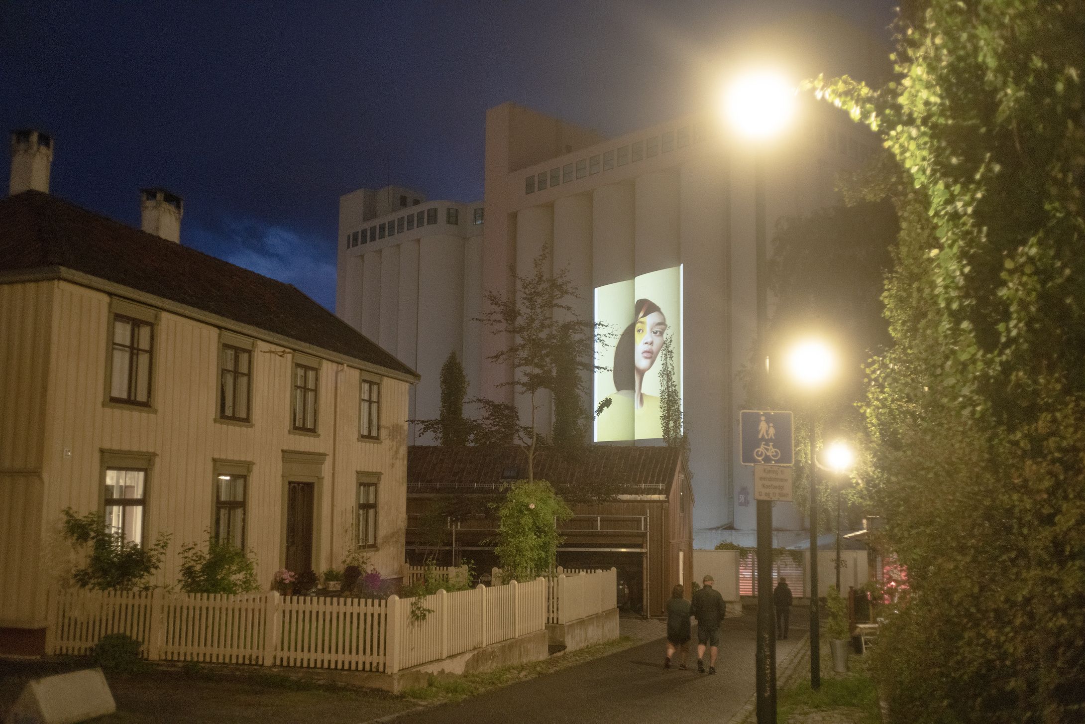 Se Bildene Fra pningen Av Gatekunstfestivalen I Ila Adressa no