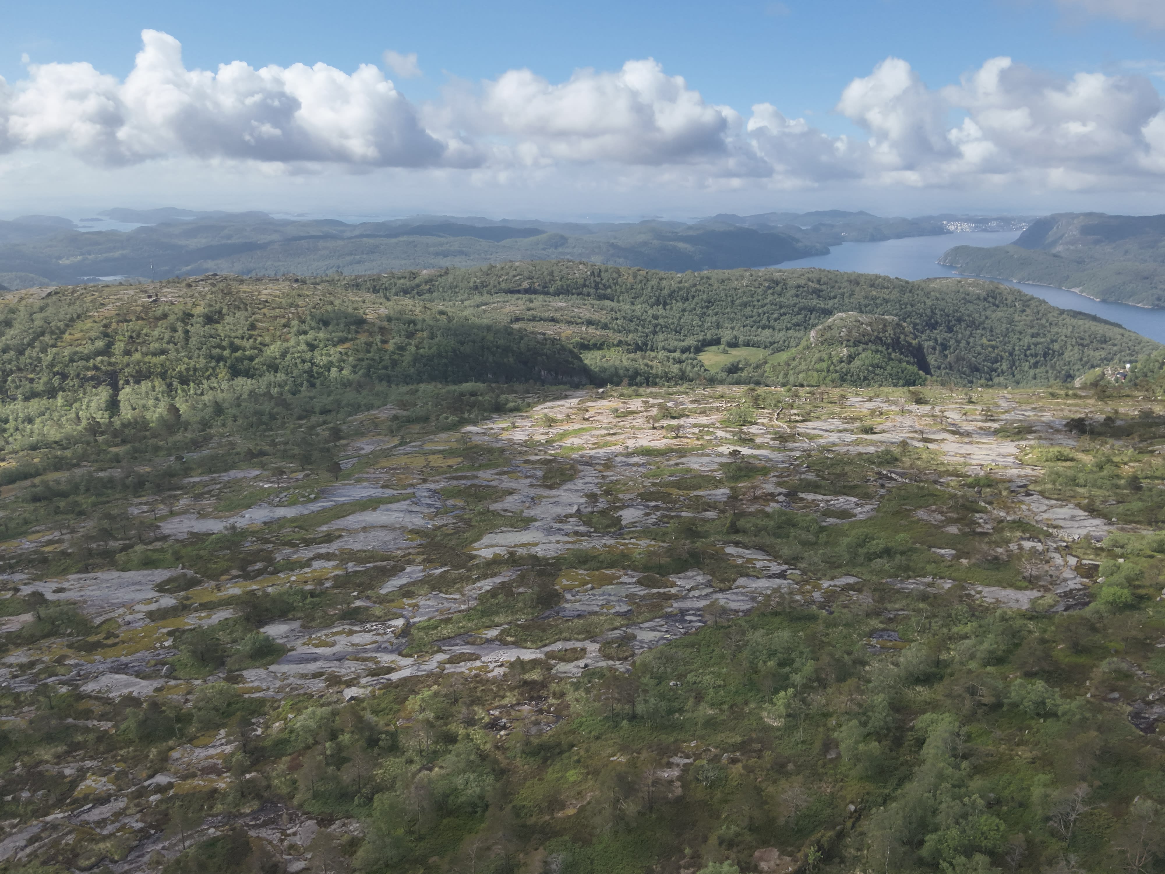 Håper solkraft­verk kan tas i bruk i 2027 - nå har kommunen fått saken til behand­ling