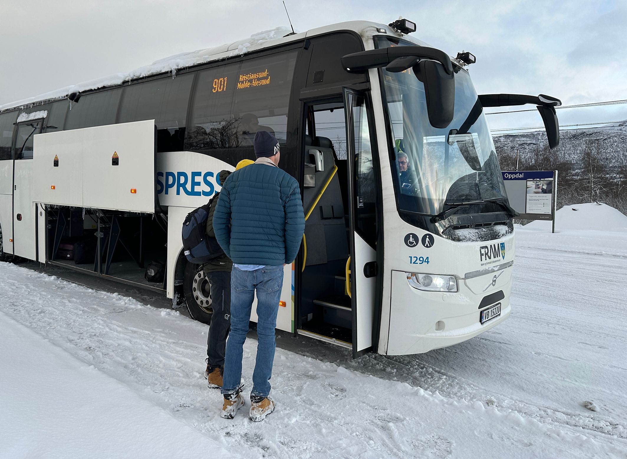 Kollektiv svikt: Bussen går tre minutter før passasjerene kommer - opp.no