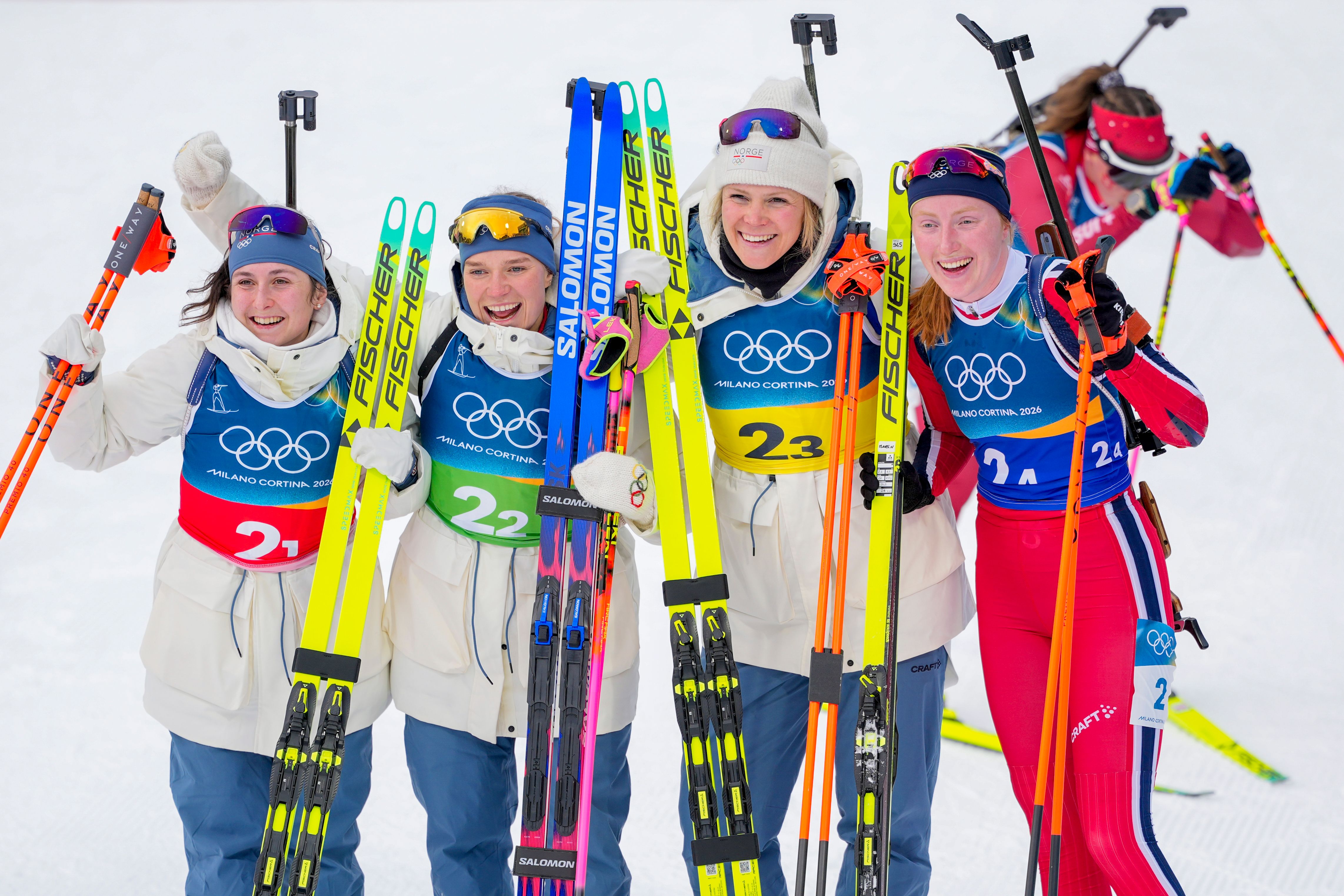 Kirkeeide sikret norsk OL-bronse på skiskytterstafetten – Frankrike med suverent gull