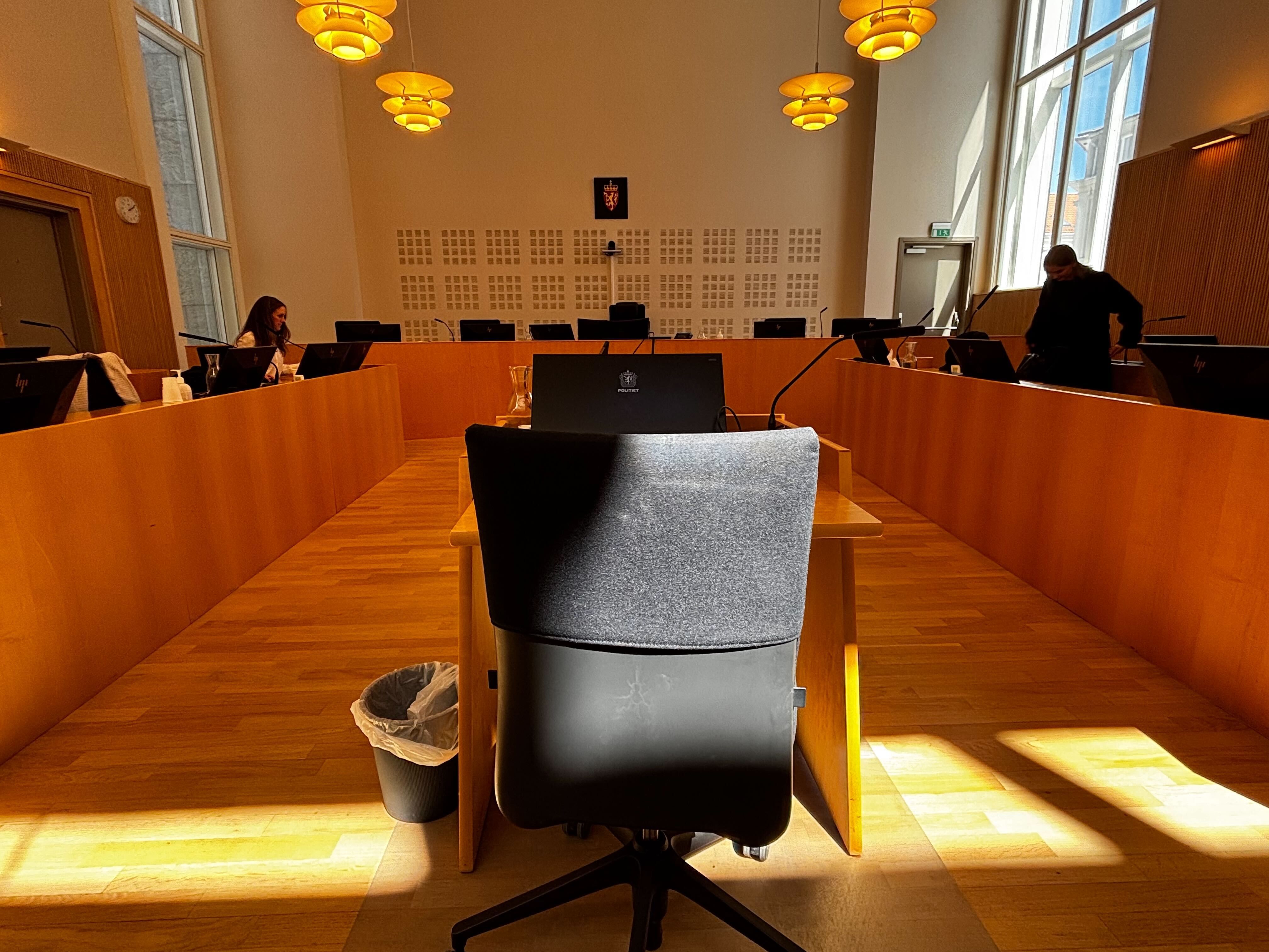 Fostermor om seksuell rela­sjon til foster­sønn: – Han hadde kontroll på meg