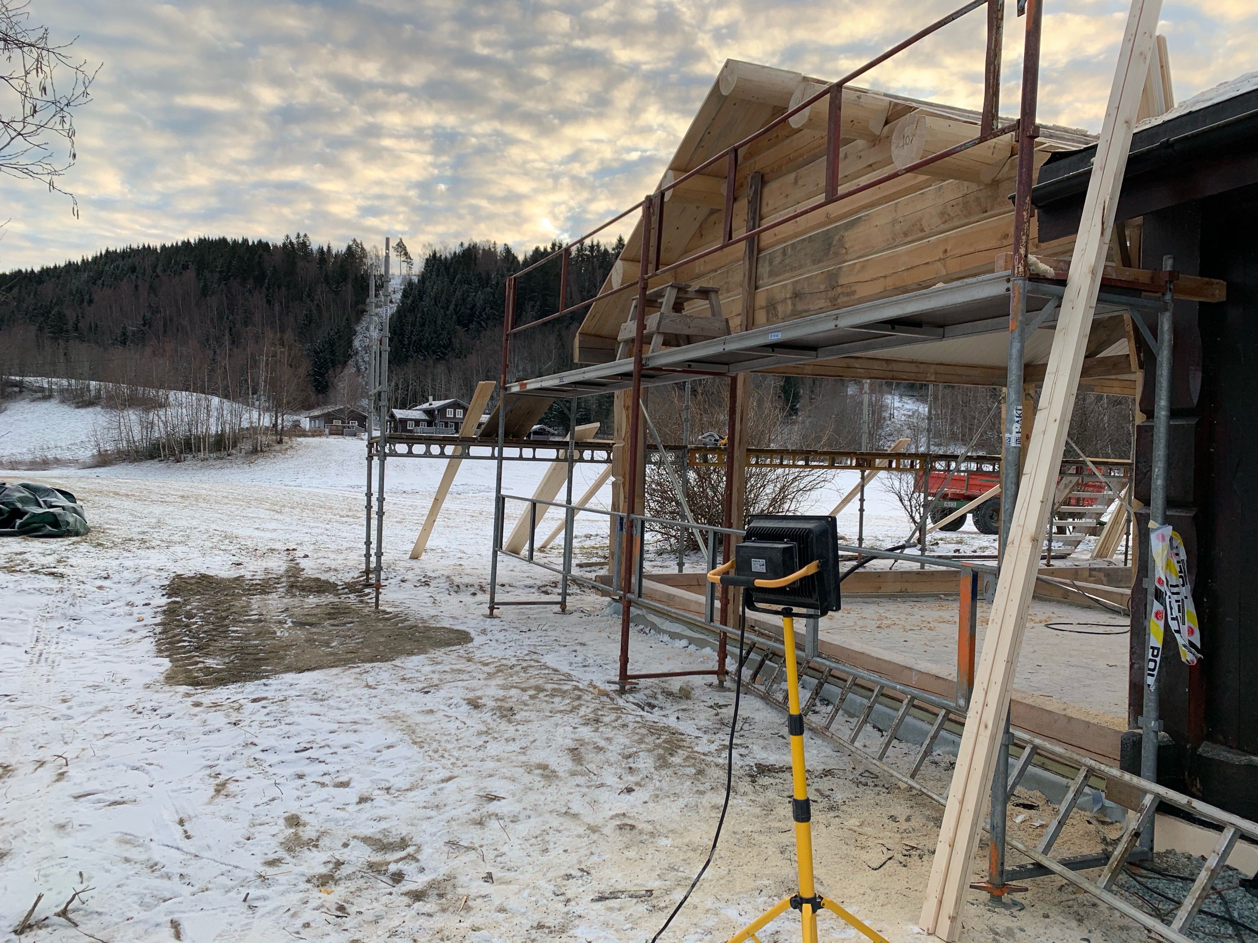 Arbeidsulykke I Melhus Mann Falt Ned Fra Stillas Tronderbladet no