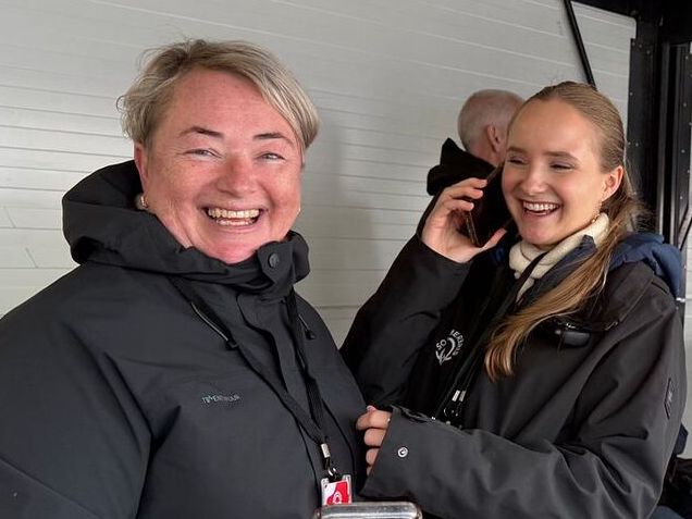 Rundt halvparten har hentet båndet