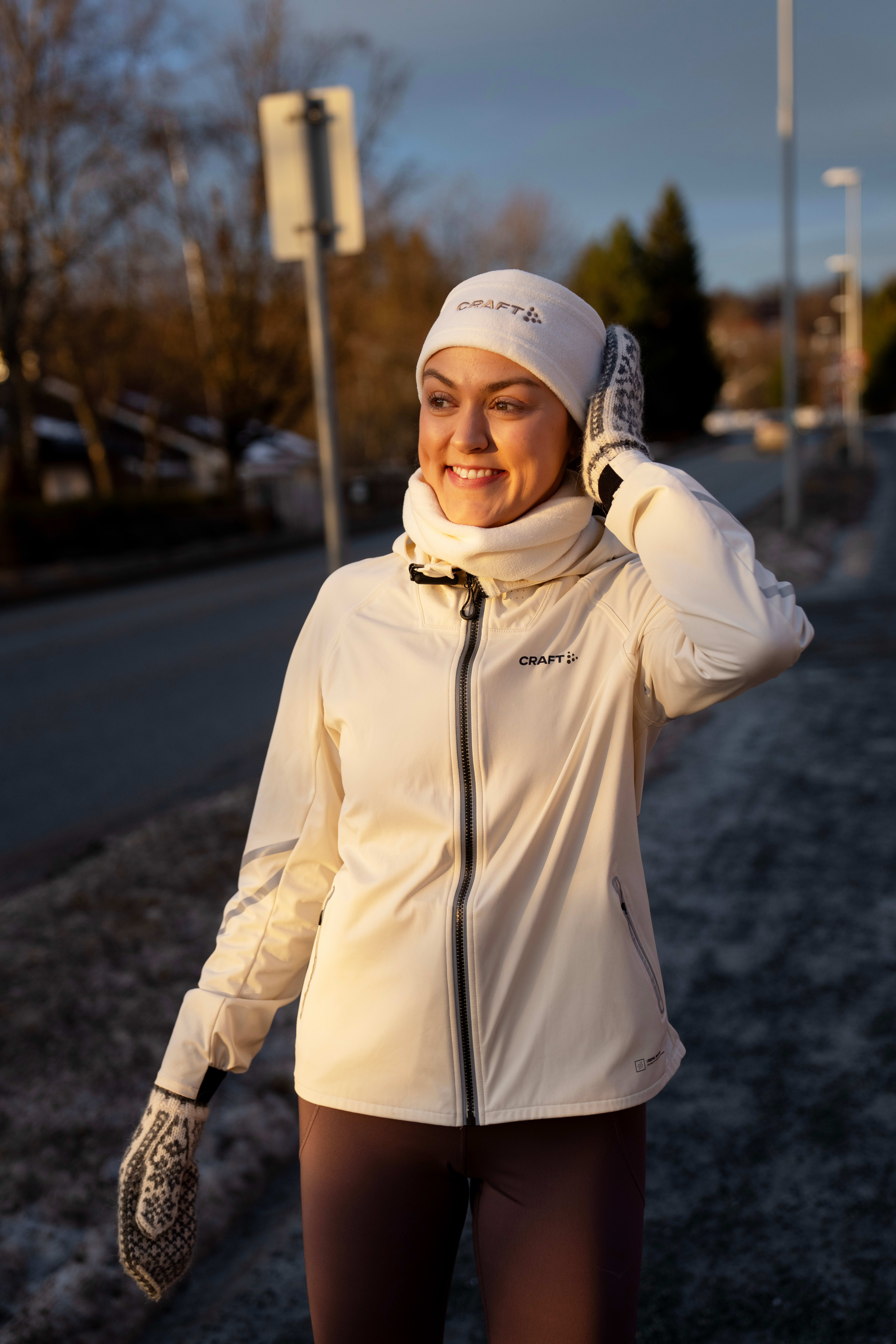 Lillesøster Klæbo fikk mindre tid med pappa. Da ga hun ham en spesiell gave