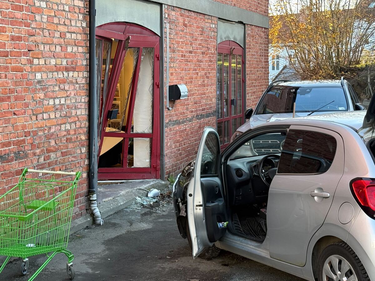 Fikk bil inn i lokalet: – Et sinnssykt smell