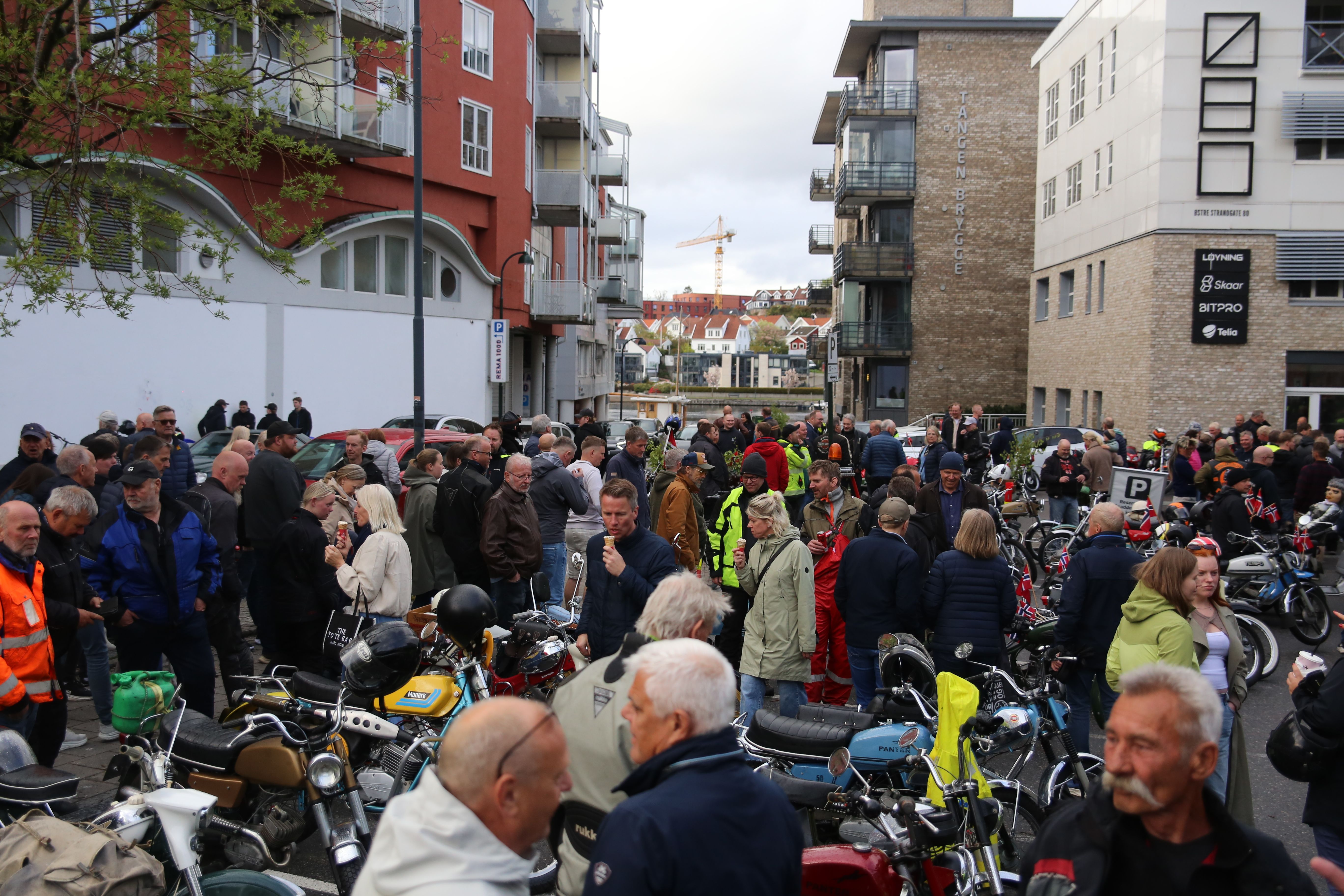 Mange hundre kom: – Det er jo julaften, nyttårsaften, bursdag, bryllup og alt