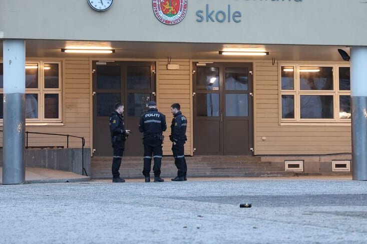 Spar­ket 14-åring i hodet: – Gikk for langt