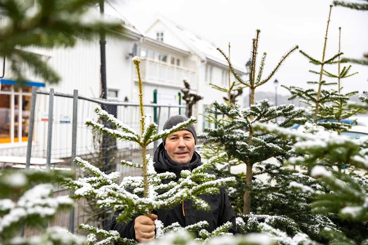 – Nå er det egentlig ikke butikk i å stå her
