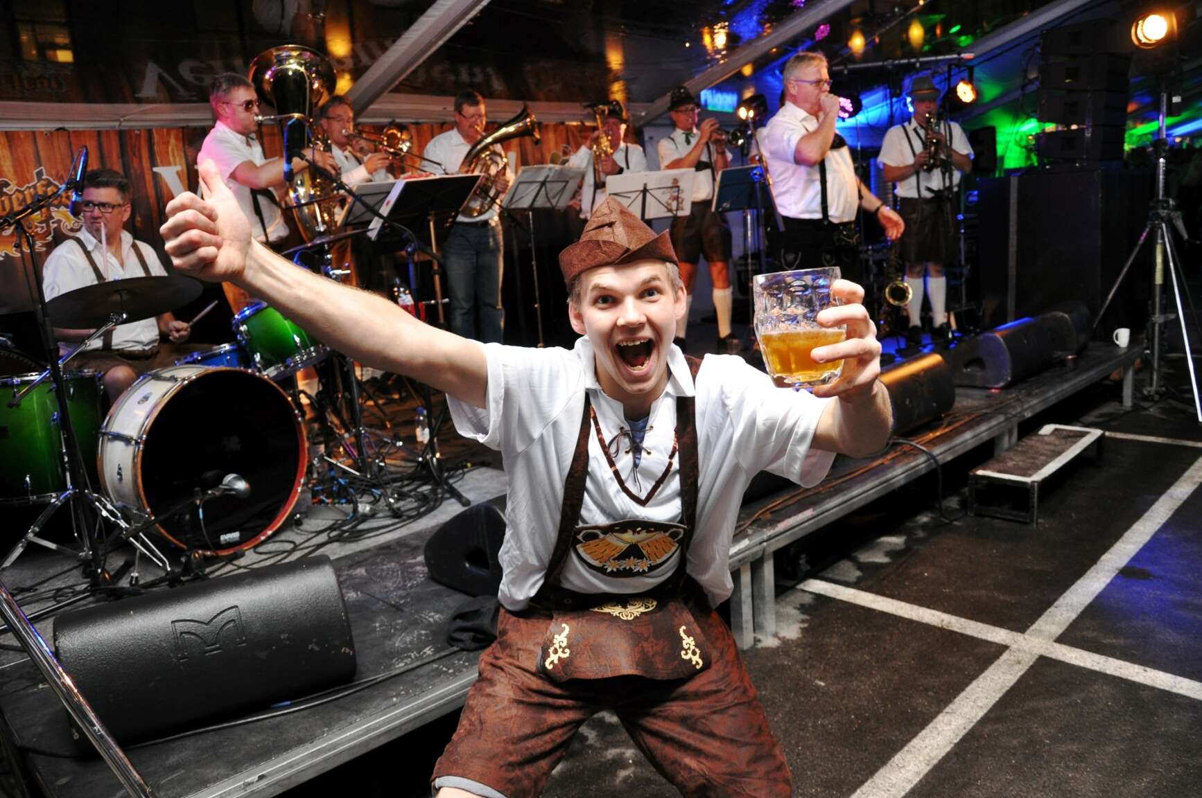 Garanterer ny Oktoberfest venneslatidende.no