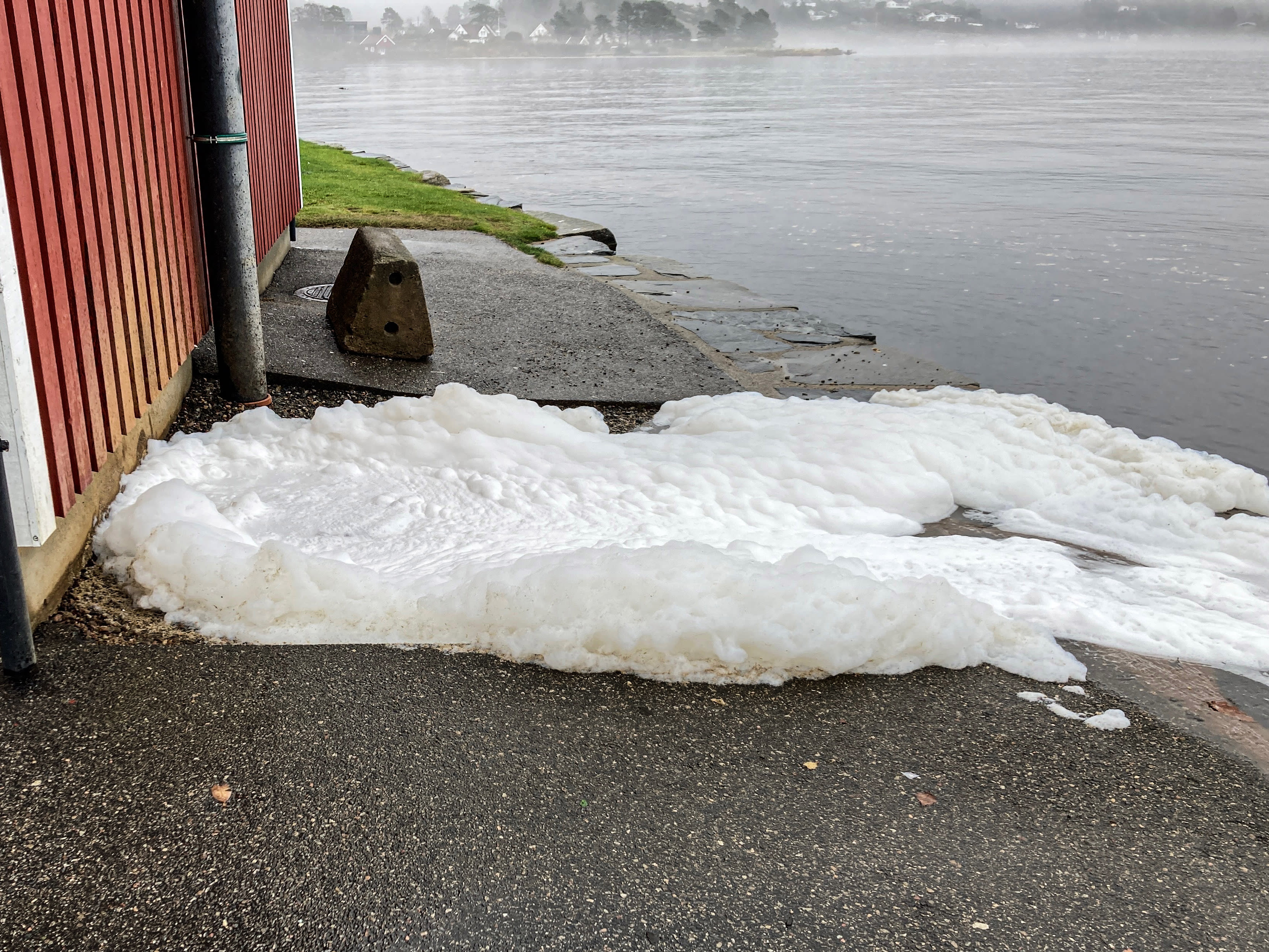 Her renner det ut gjennom veggen: – Ikke bra