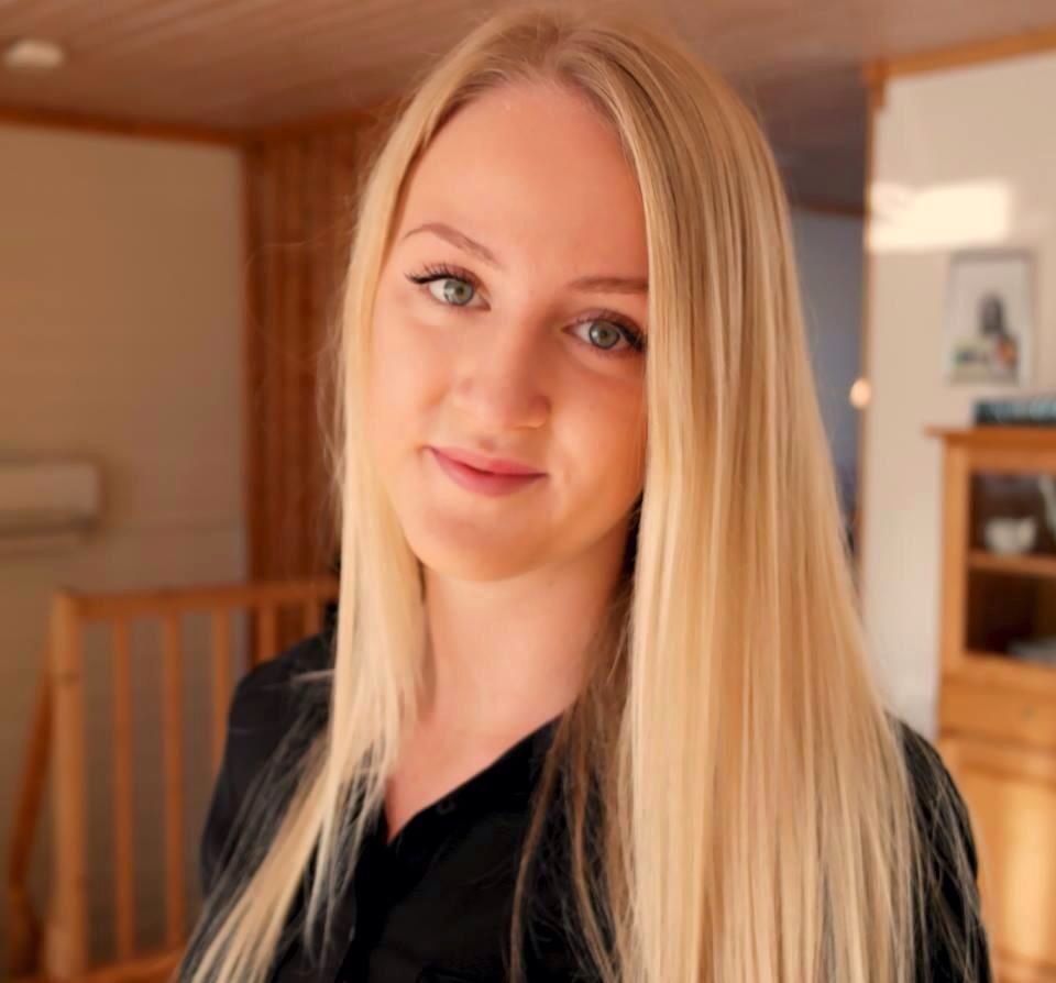 Mia (17) var bare lita jente da hun sendte flaskeposten - hitra-froya.no