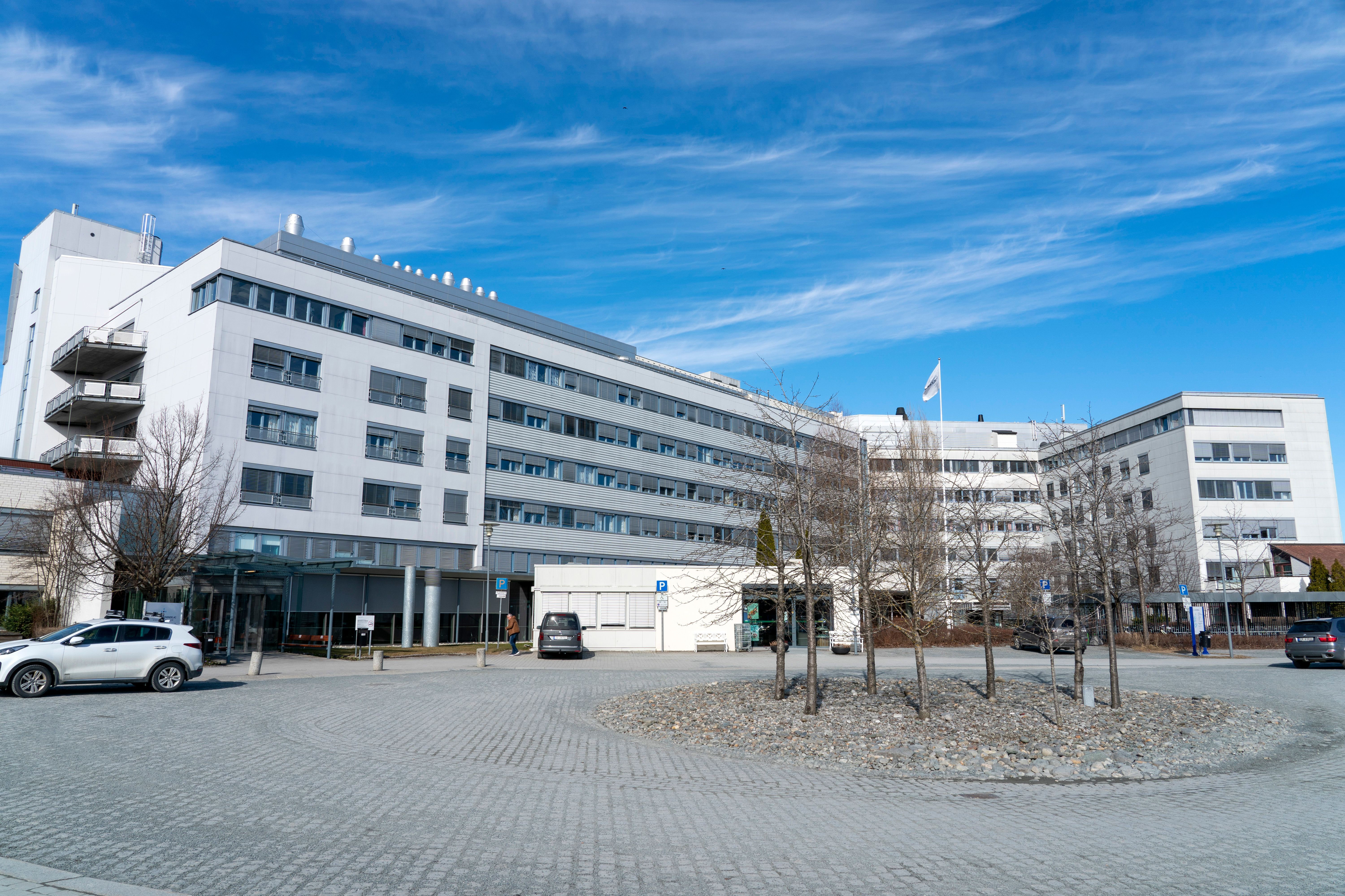 Barn d&oslash;de etter f&oslash;dsel &ndash; sykehus br&oslash;t krav til forsvarlighet