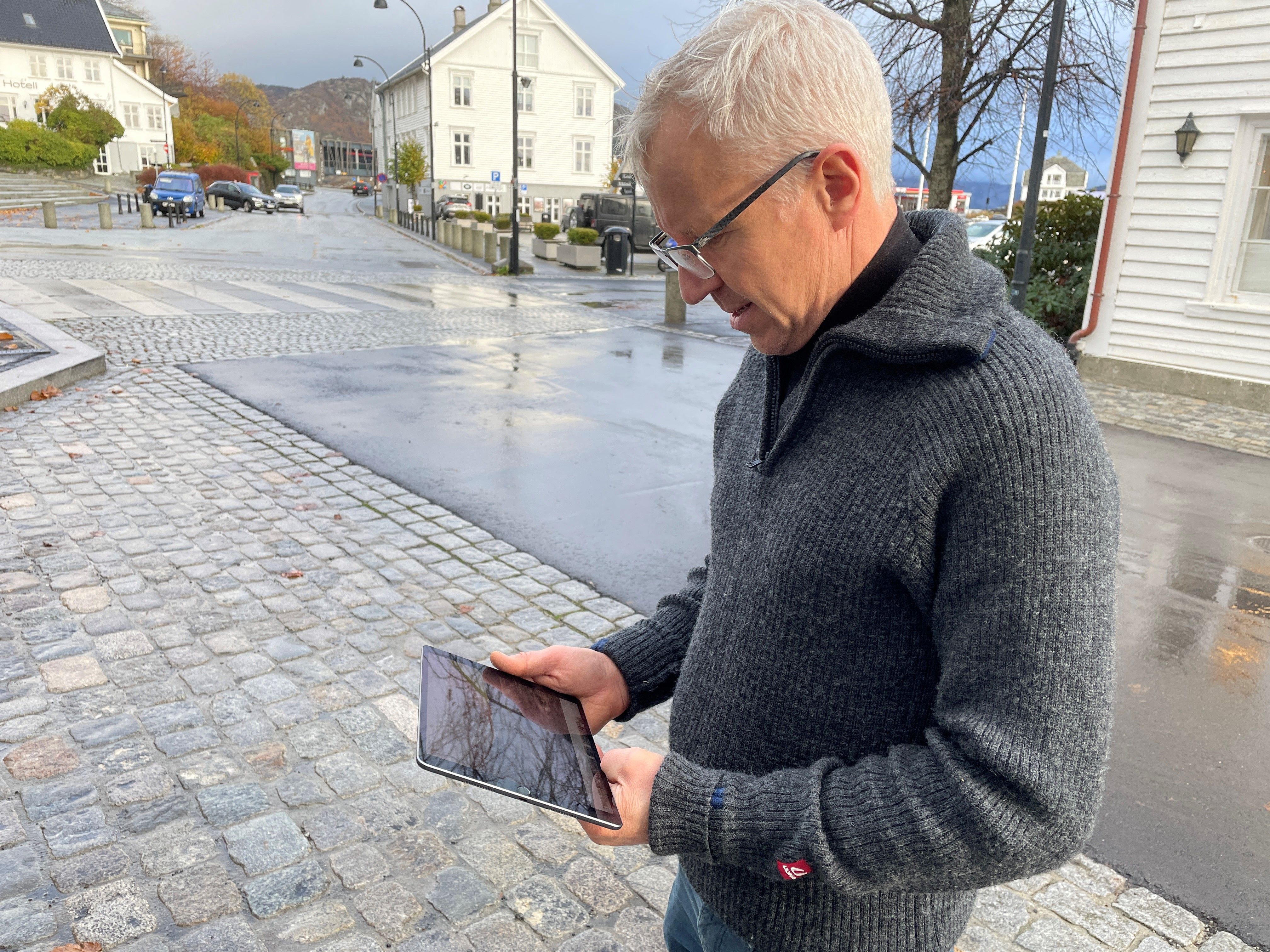 Striden om Ystesteinen fortsetter: Ber om konkrete svar fra kommunen