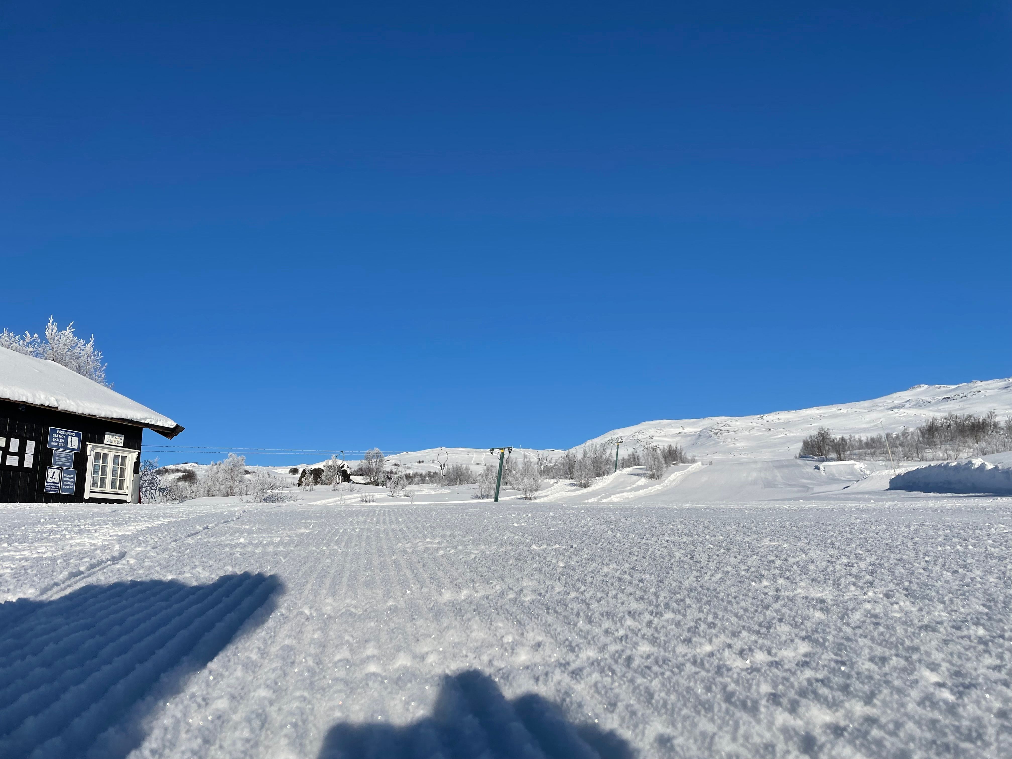 Her er det klart for sesongstart: – Det er gode forhold og nok snø ...