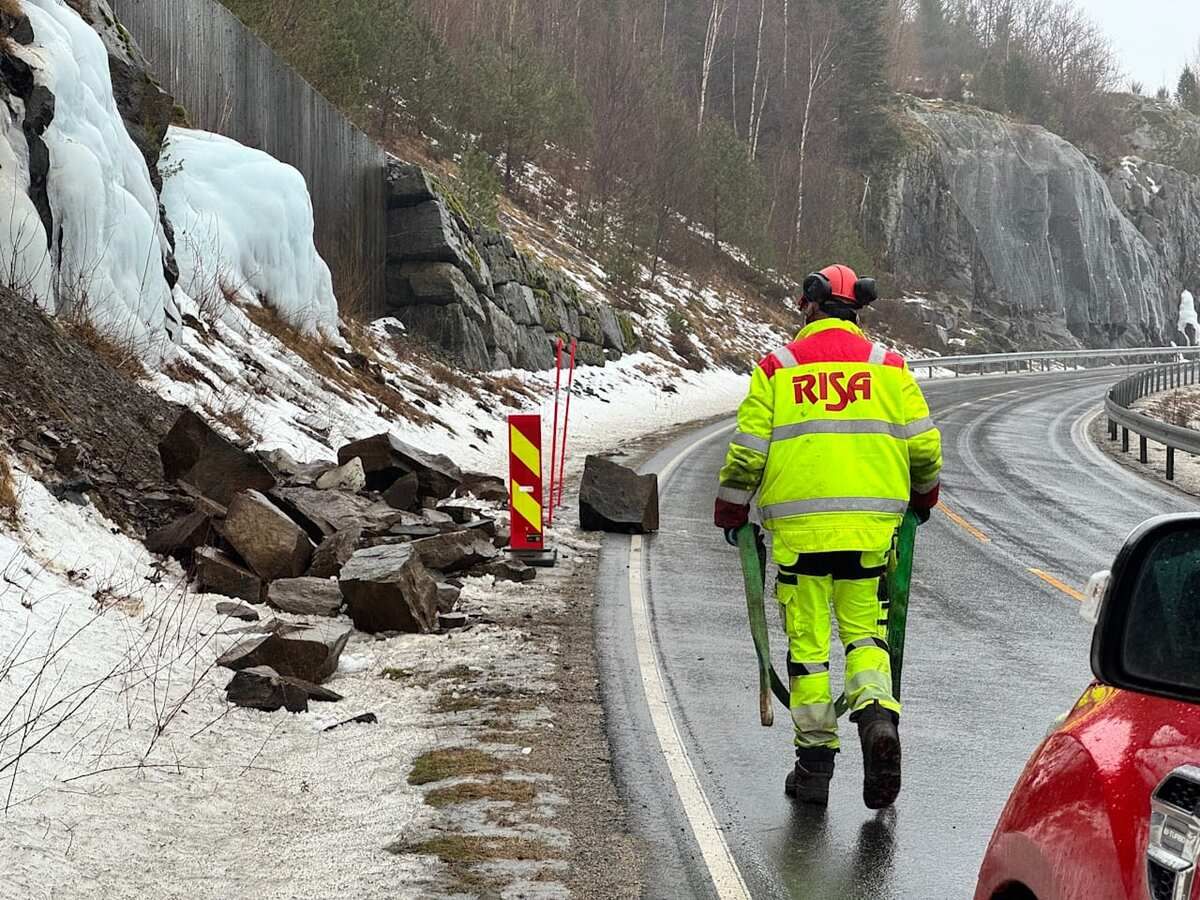 Steinsprang på fylkesvei
