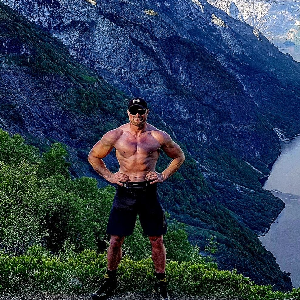 SOMMARPRATEN: Lars Rørbakken (38) - bygdanytt.no