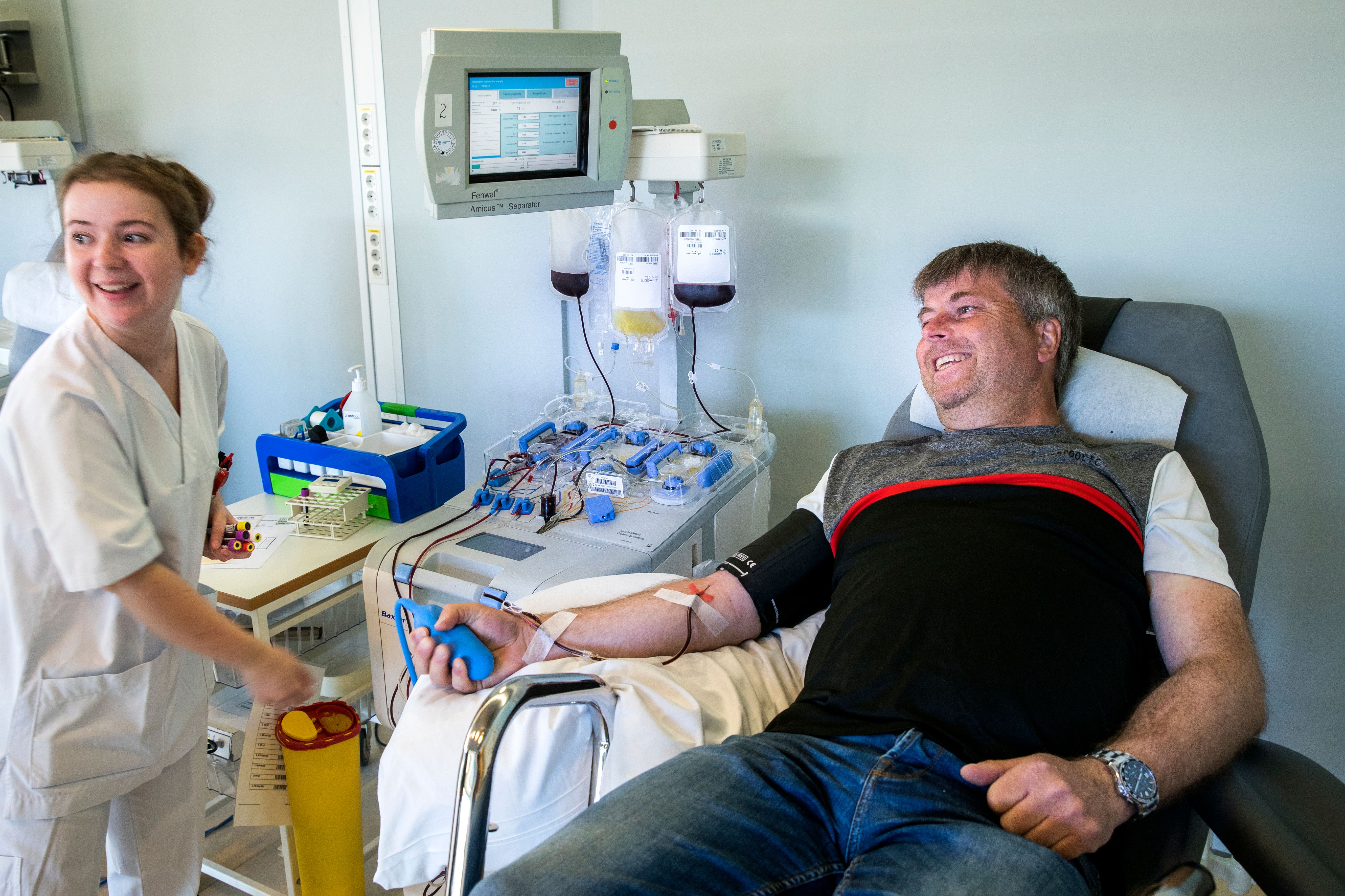 Da En Pasient Skulle Gjennom En Livsviktig Operasjon Ble Svein Ringt 