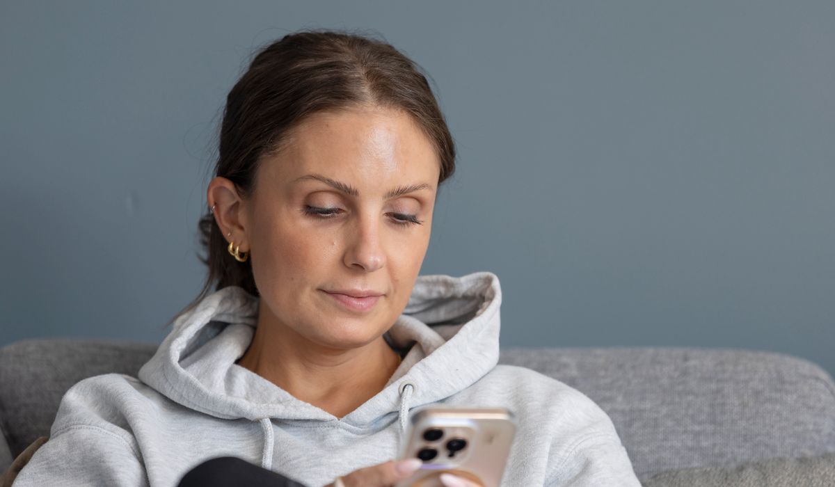 Maria Tørø (37) måtte endre livet da hun ble kronisk syk. Her er psykologens tips til hvordan takle livssorg.