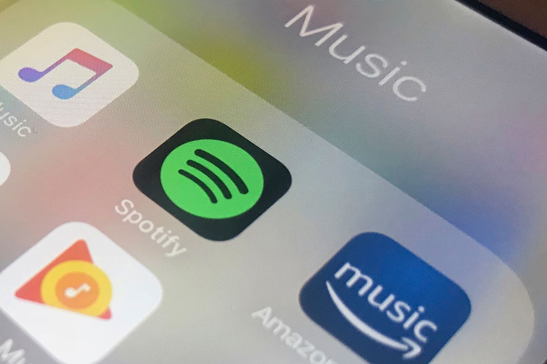 Spotify begynner med oppleste artikler
