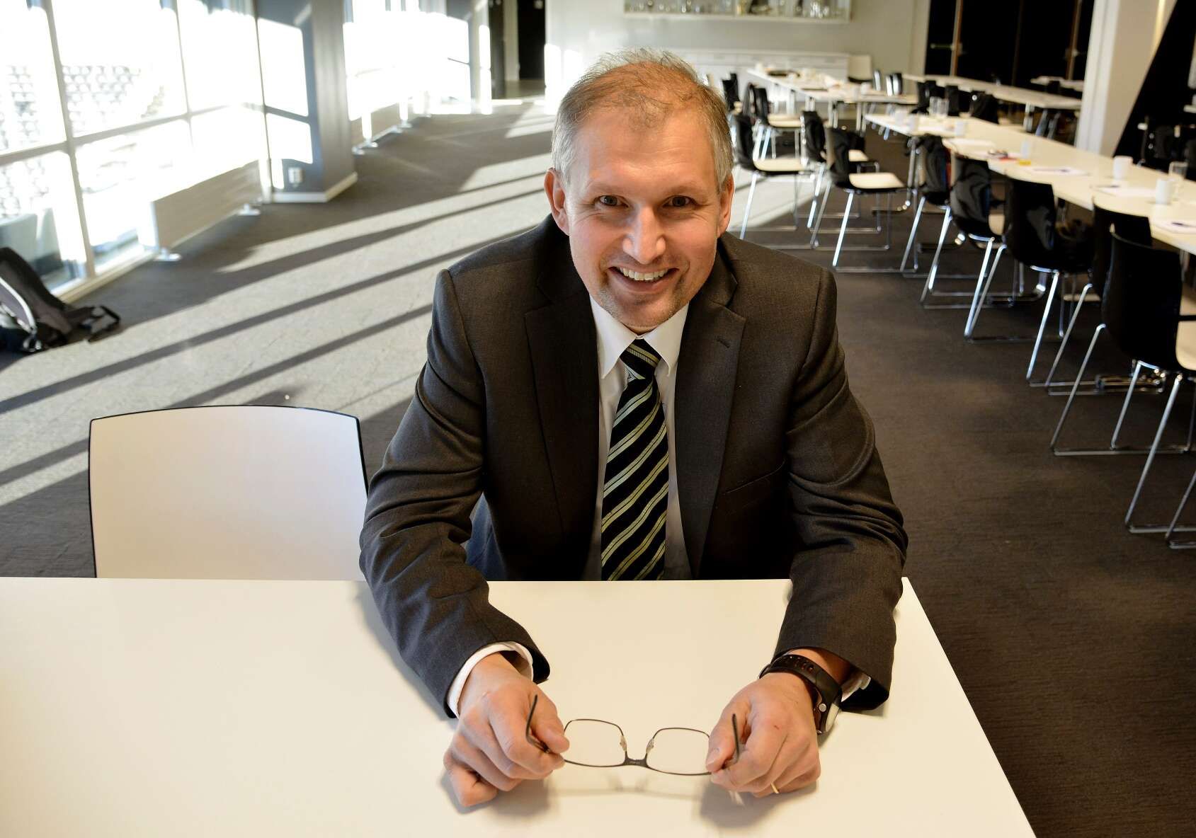 Terje RiisJohansen er årets fylkespolitiker varden.no