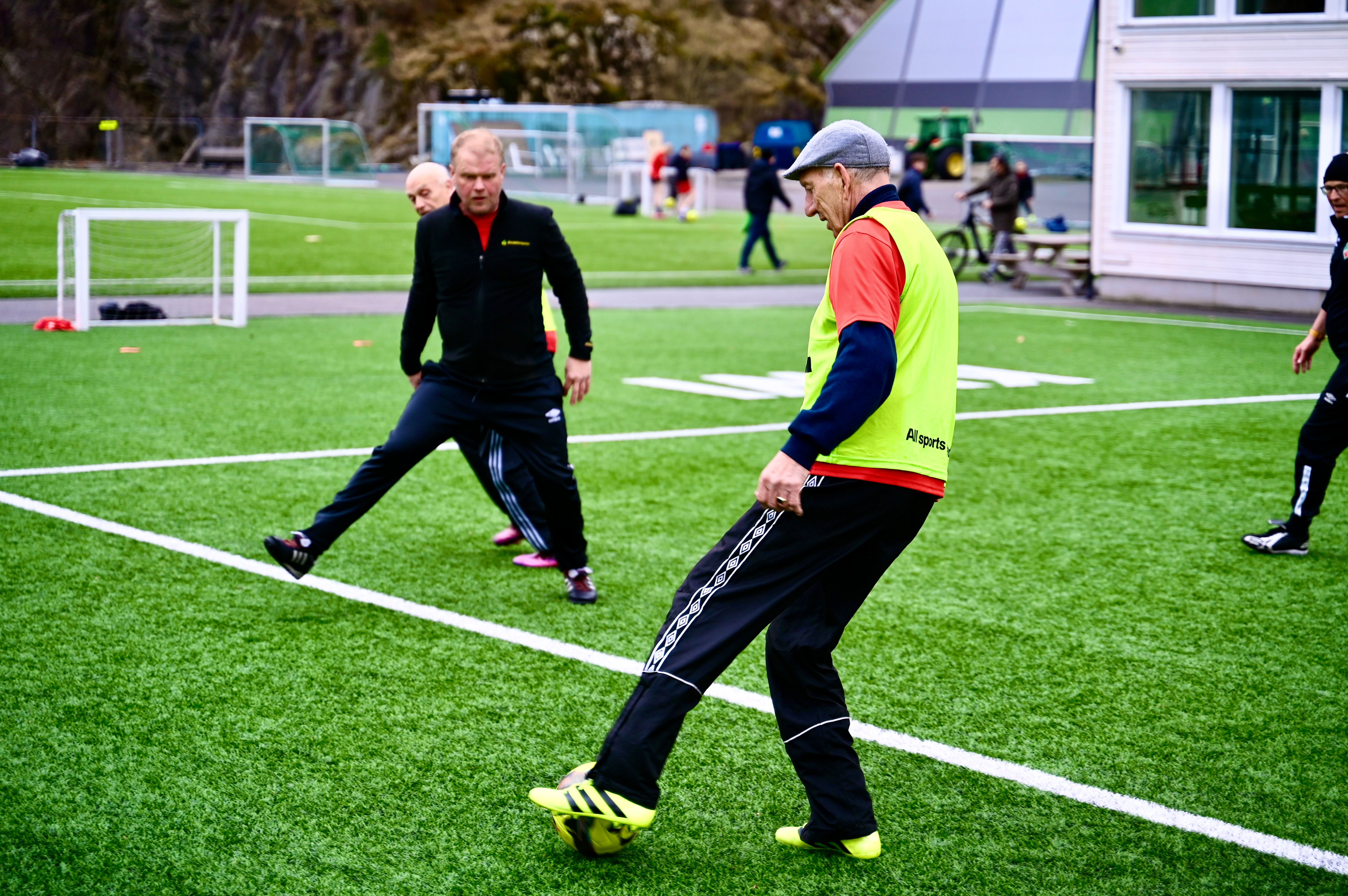 Her går det i fotball – bokstavelig talt