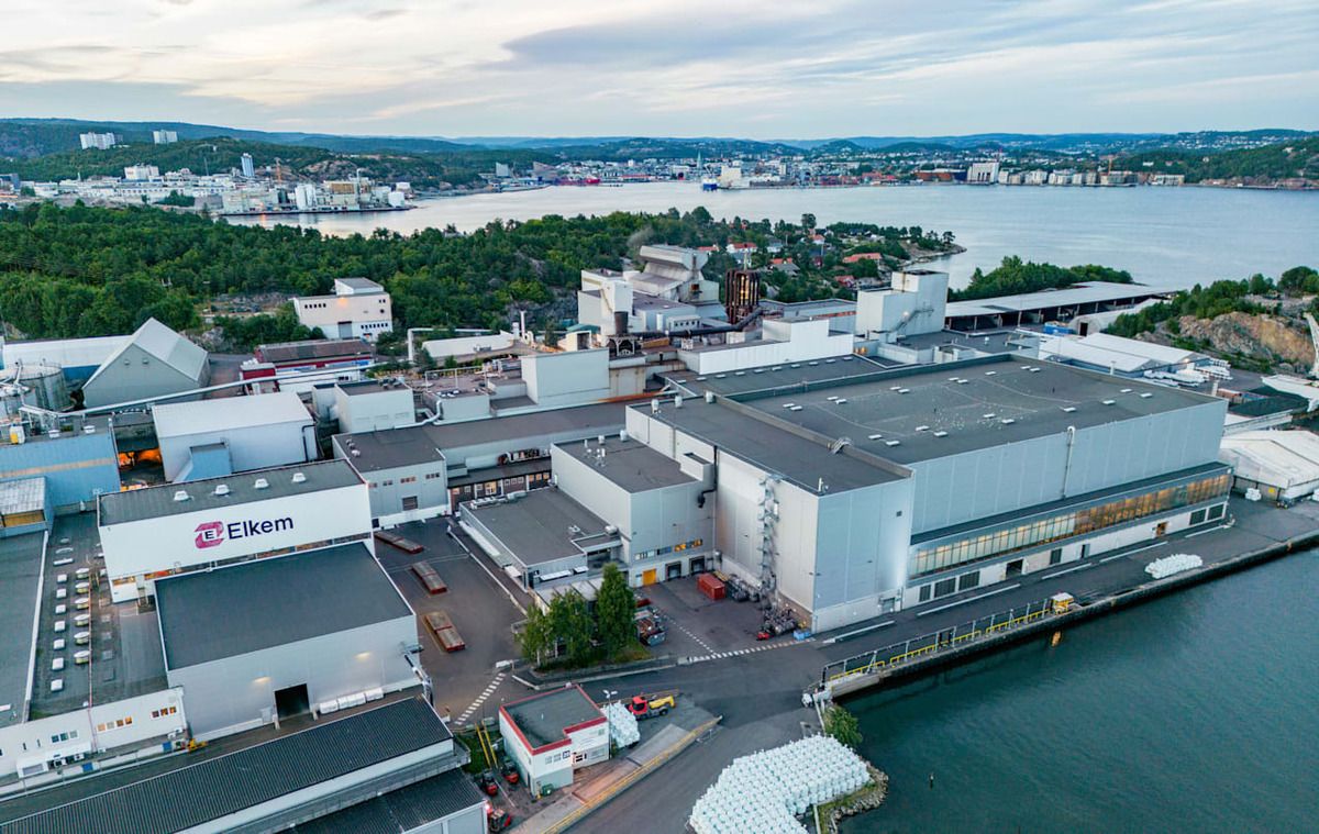 Stuper etter storsalg til kinesisk eier