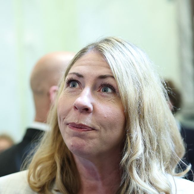 Tre bilder på politiker: Alf Svensson, Elisabeth Lann och Carl Bildt.