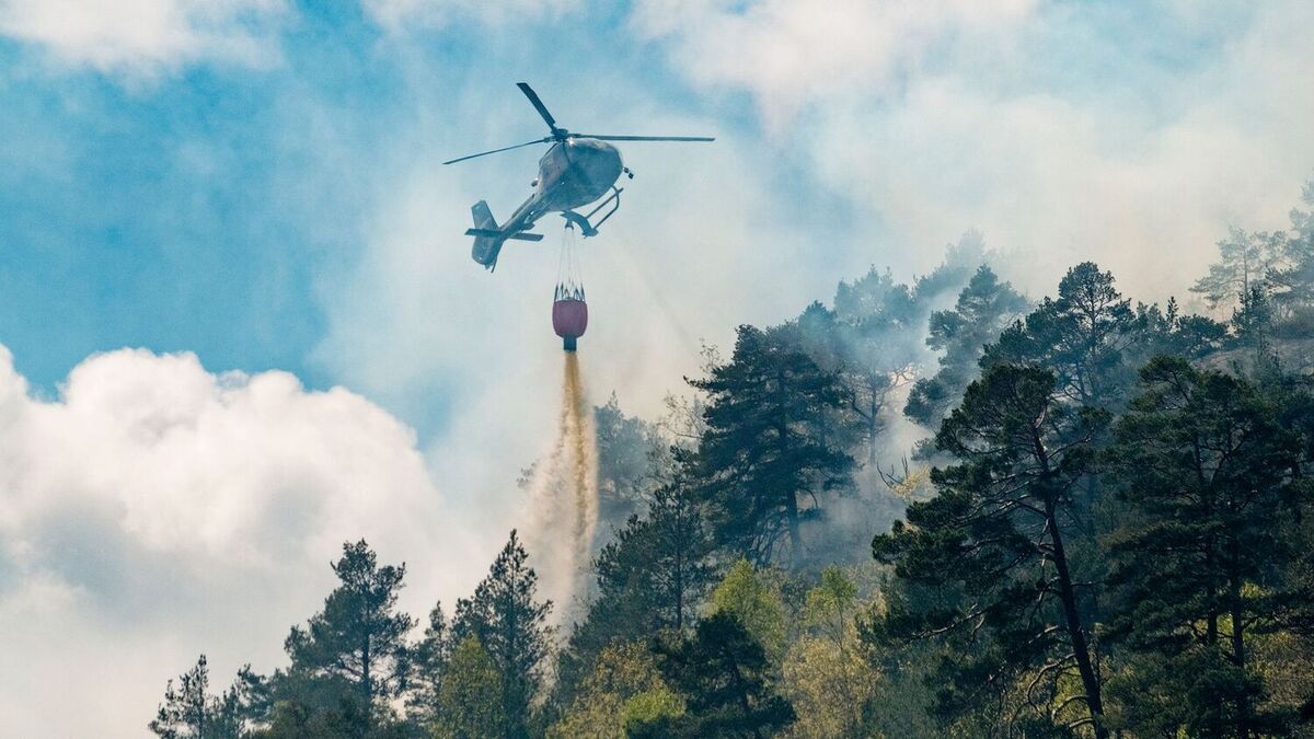 Stor skogbrannfare – beredskapen utvides med ytterligere to helikoptre