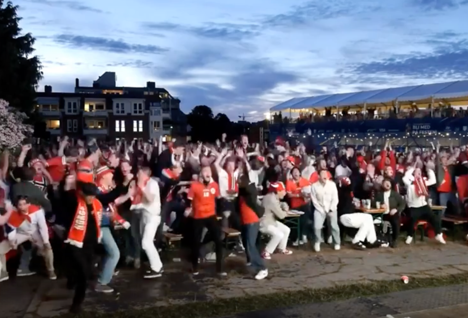 Se den elleville jubelen i Gravane
