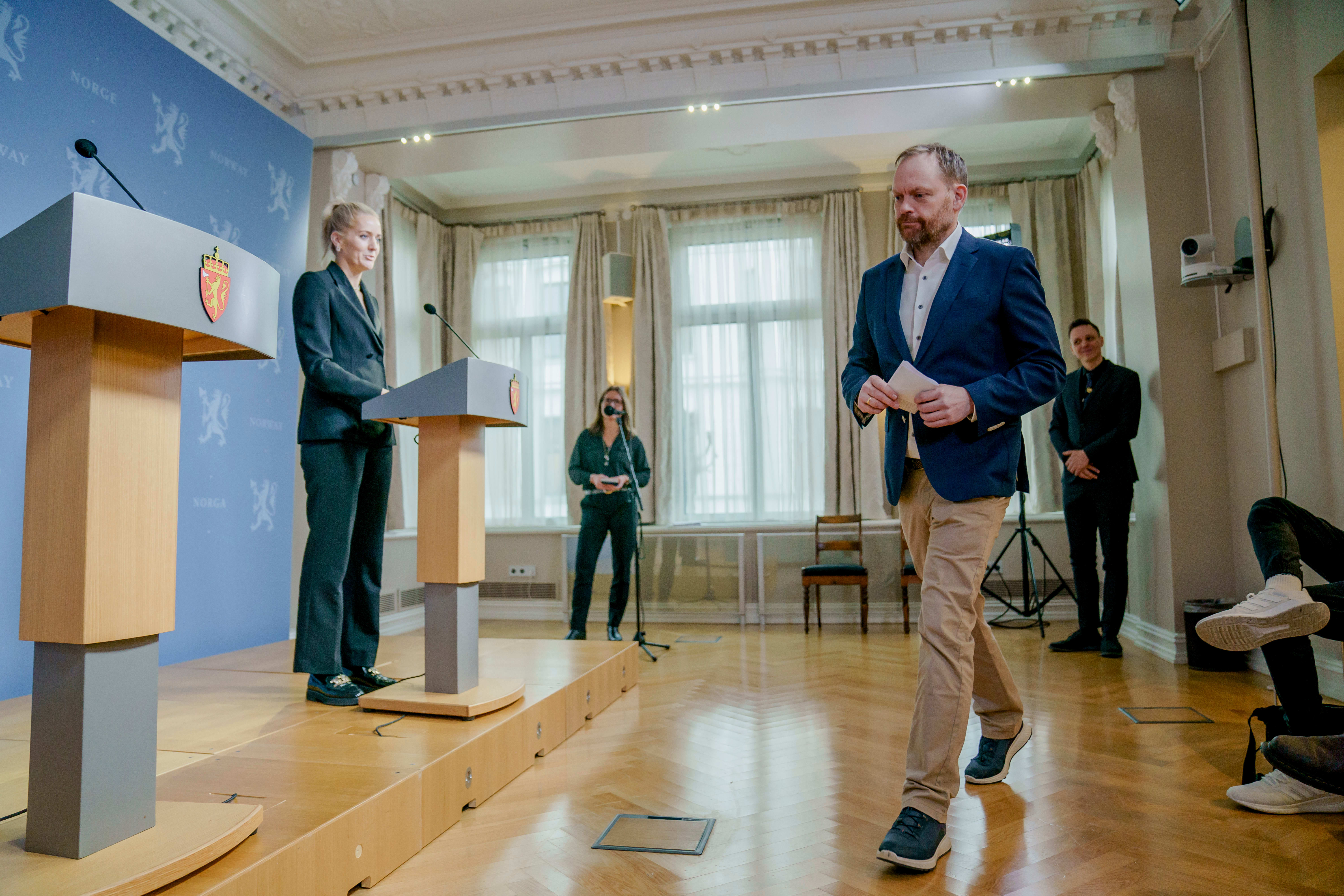 Gransking: Utsetter rapport en måned