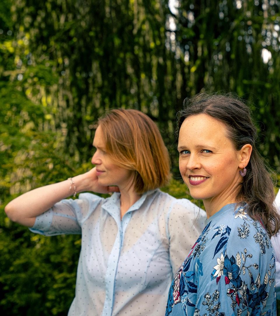 Opptrer på lokal festival