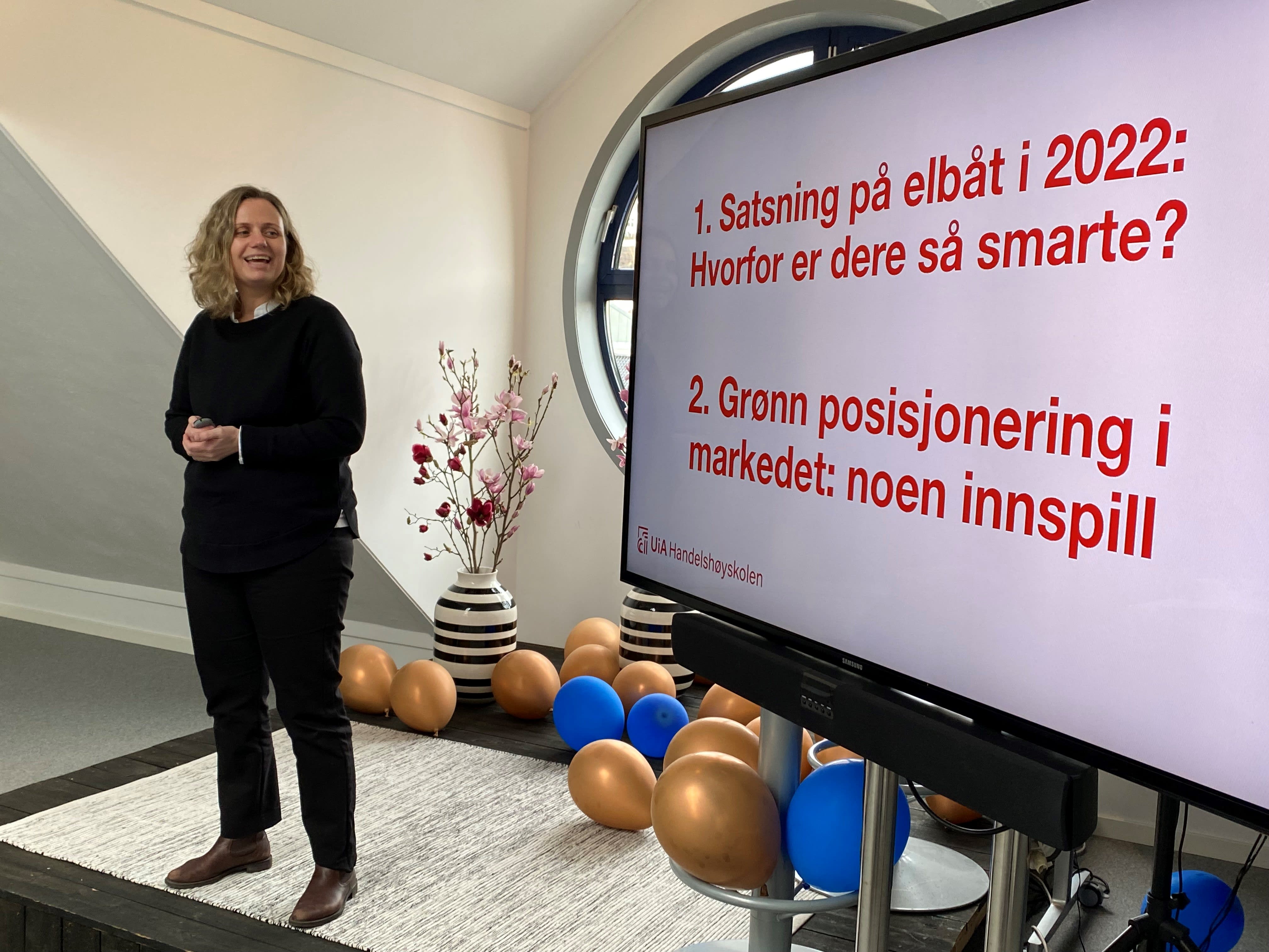 Nok en topp­leder gir seg