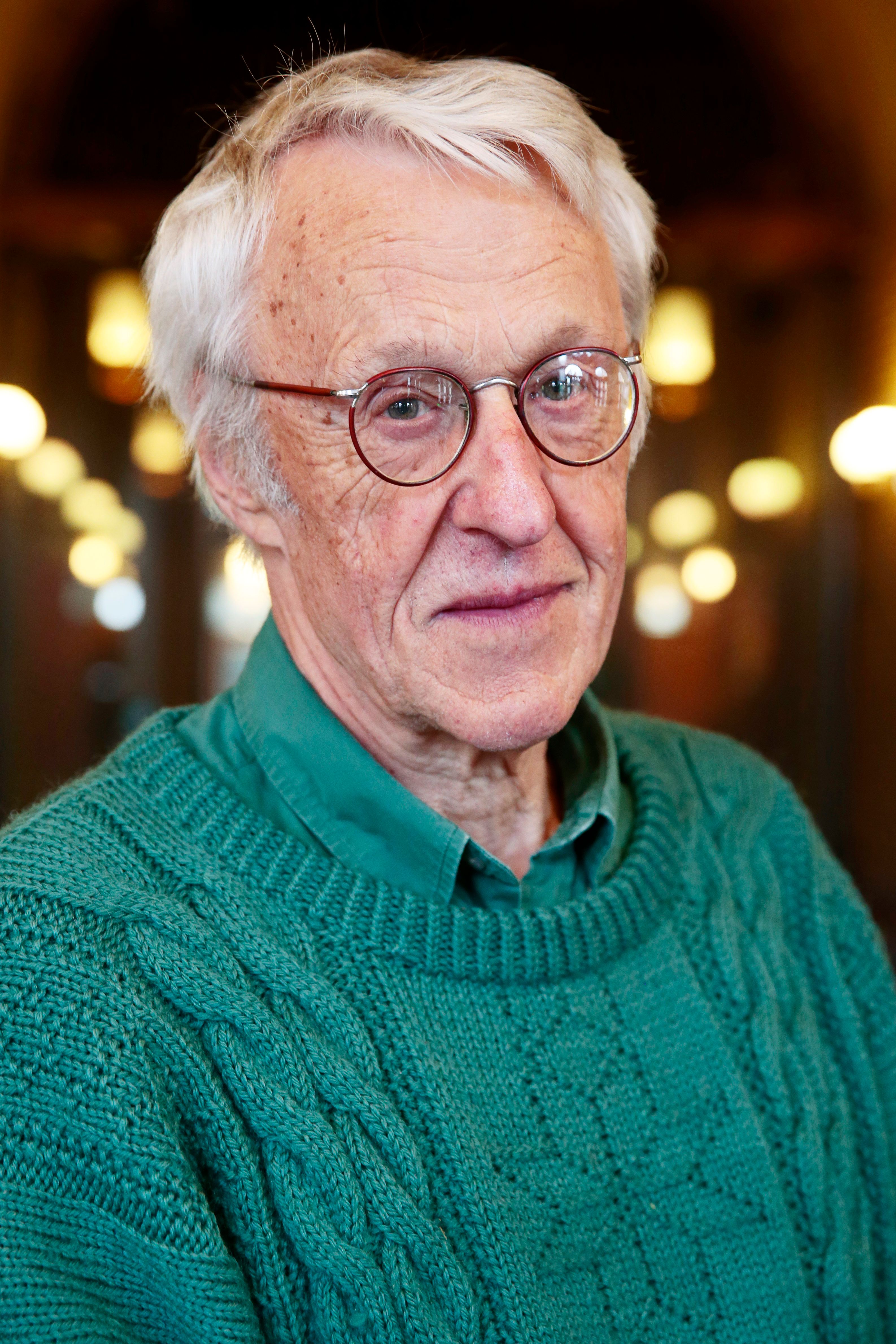 Finn-Erik Vinje er død