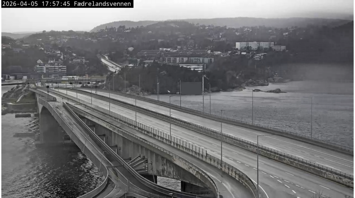 Varoddbrua stengt på ubestemt tid