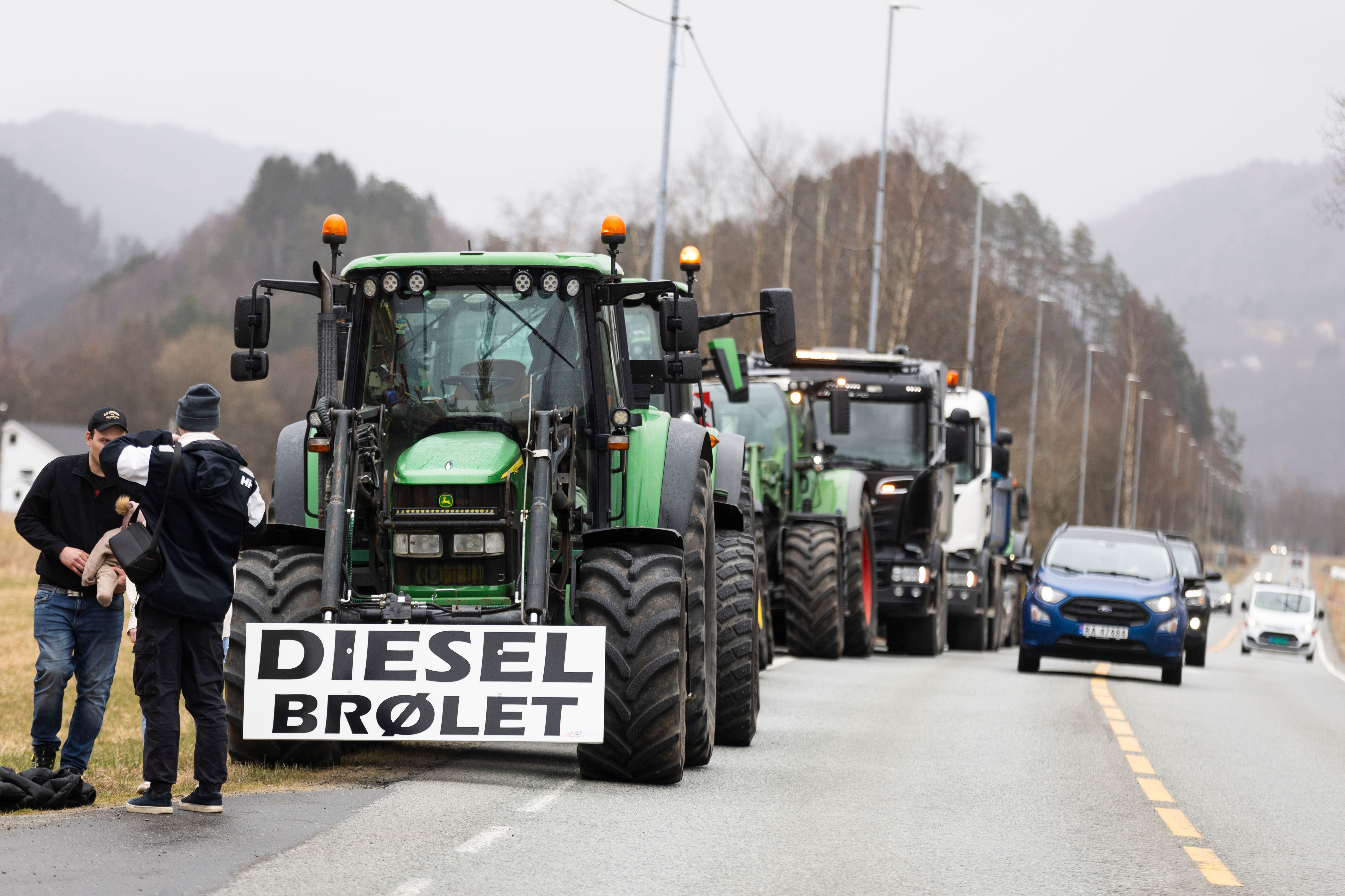 Over 100 kjøretøy deltar: – Kan nok bli kork