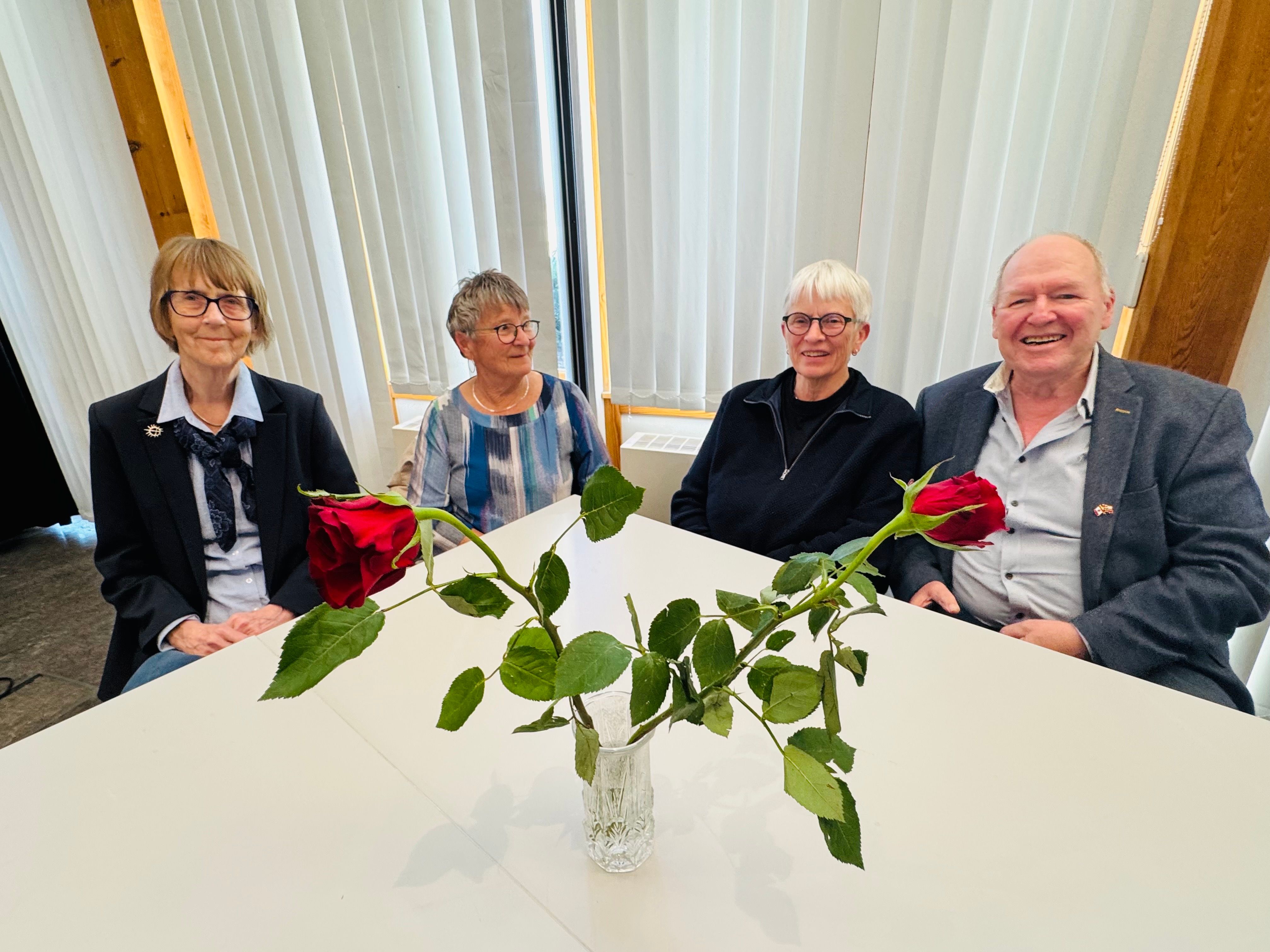– Jeg så for meg tog og paroler, men dette er også flott