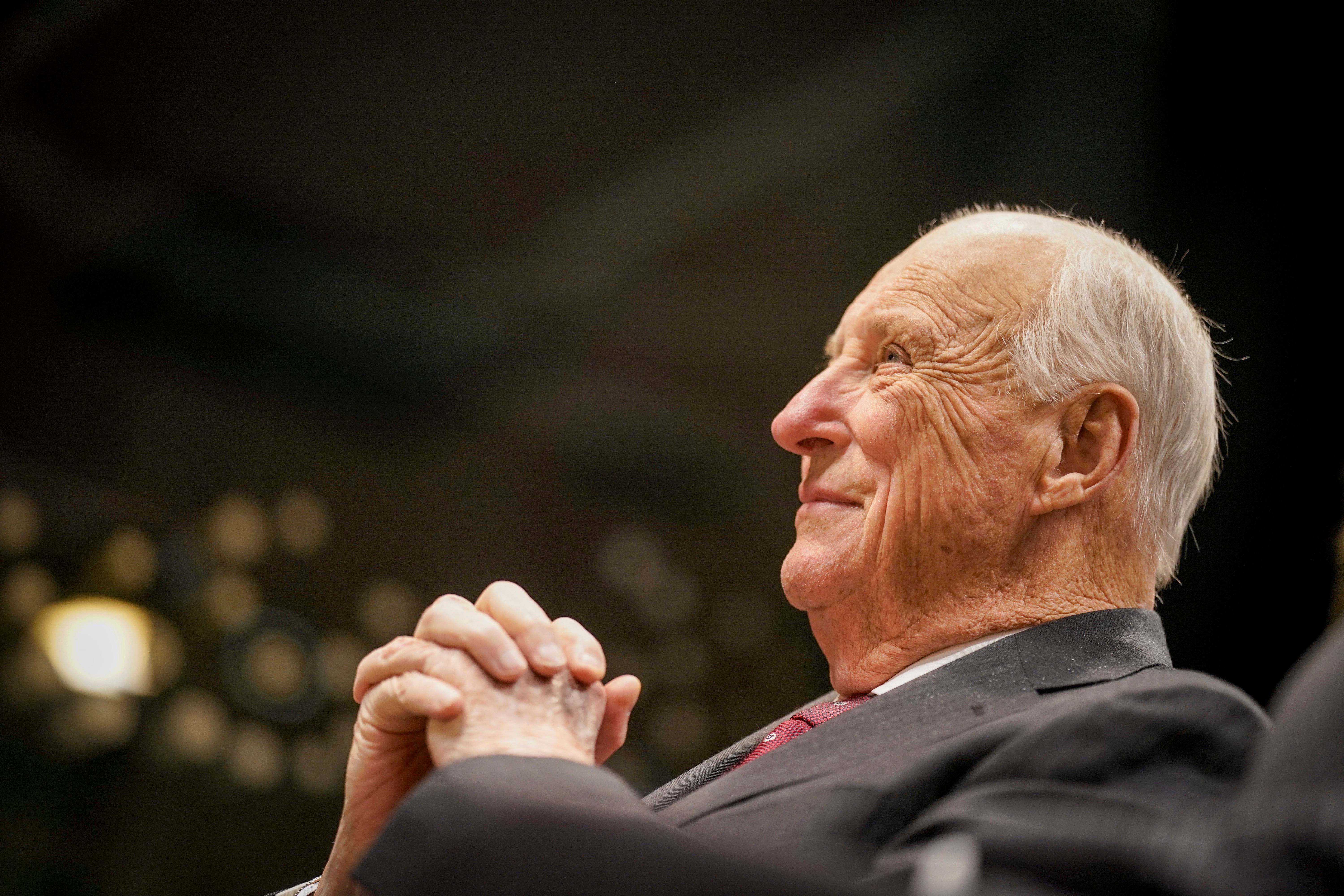 Kong Harald skrives ut fra sykehuset