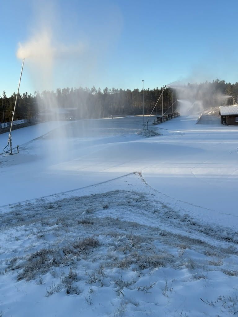Går for fullt – målet er skiløy­per før jul