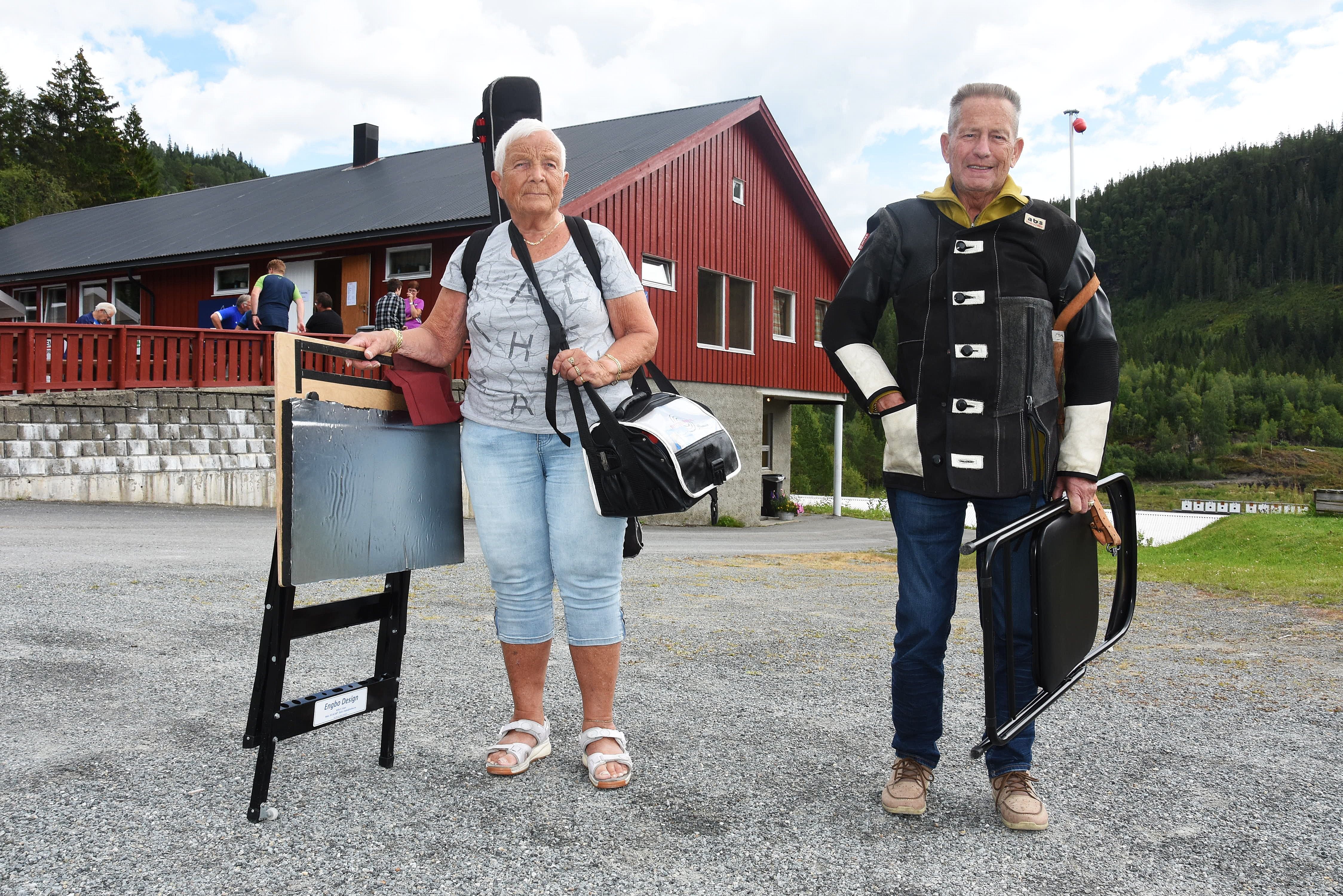 Harald (84) skyter bedre enn noen gang - hyller kona