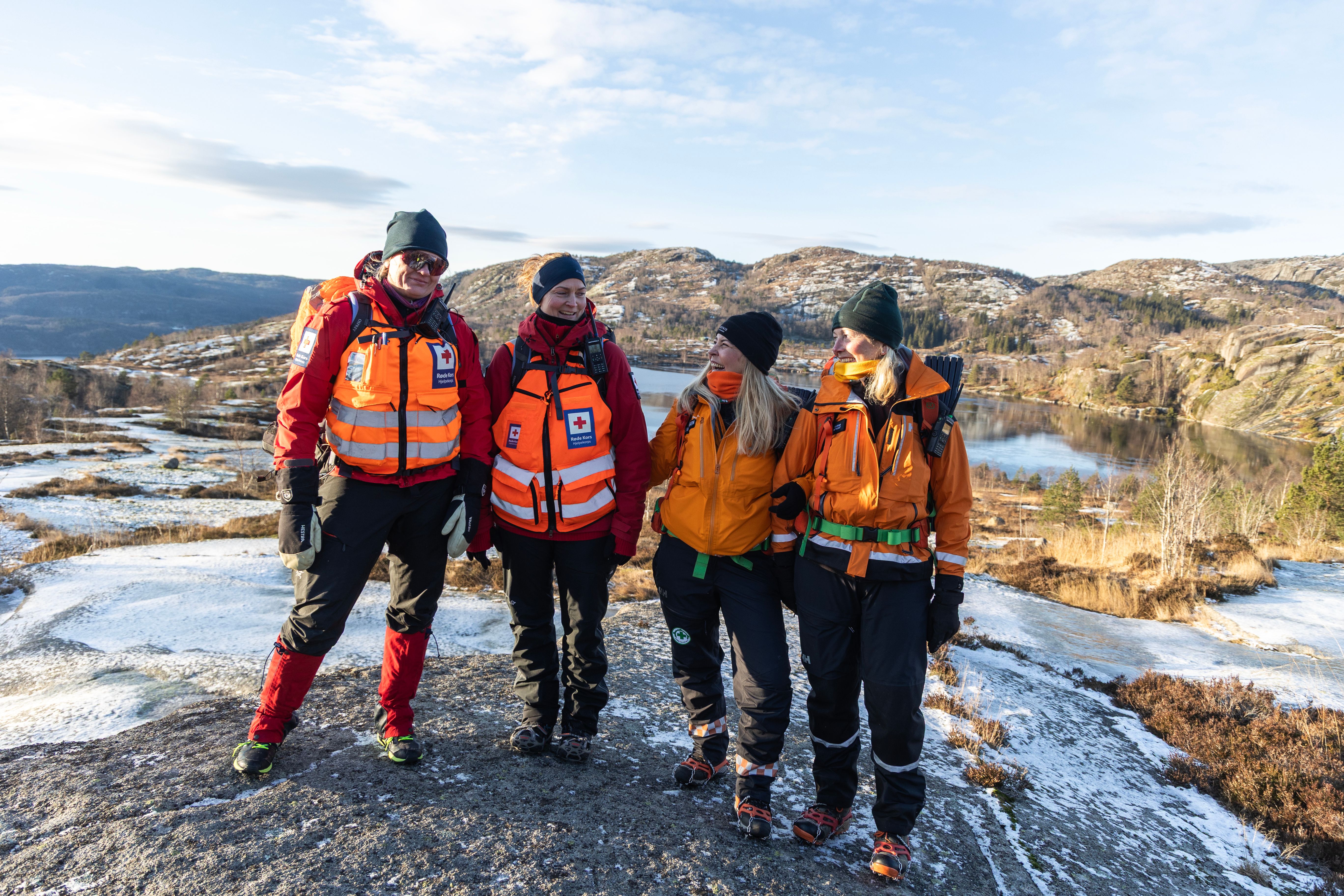 – Det er noen pårørende som sitter hjemme og venter, så det er veldig givende å hjelpe
