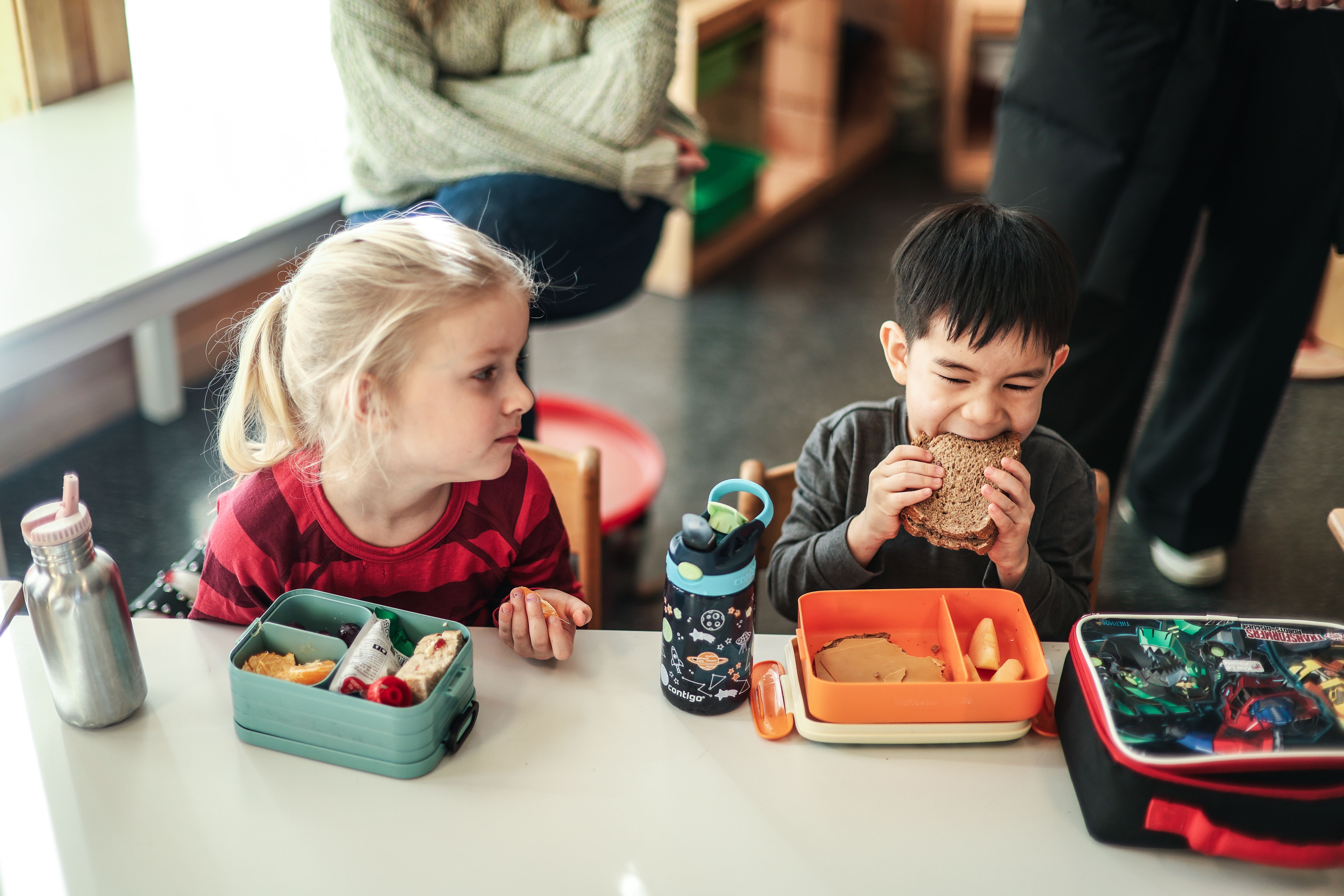 Vi kikket i matbok­sene: Dette får barna med seg nå